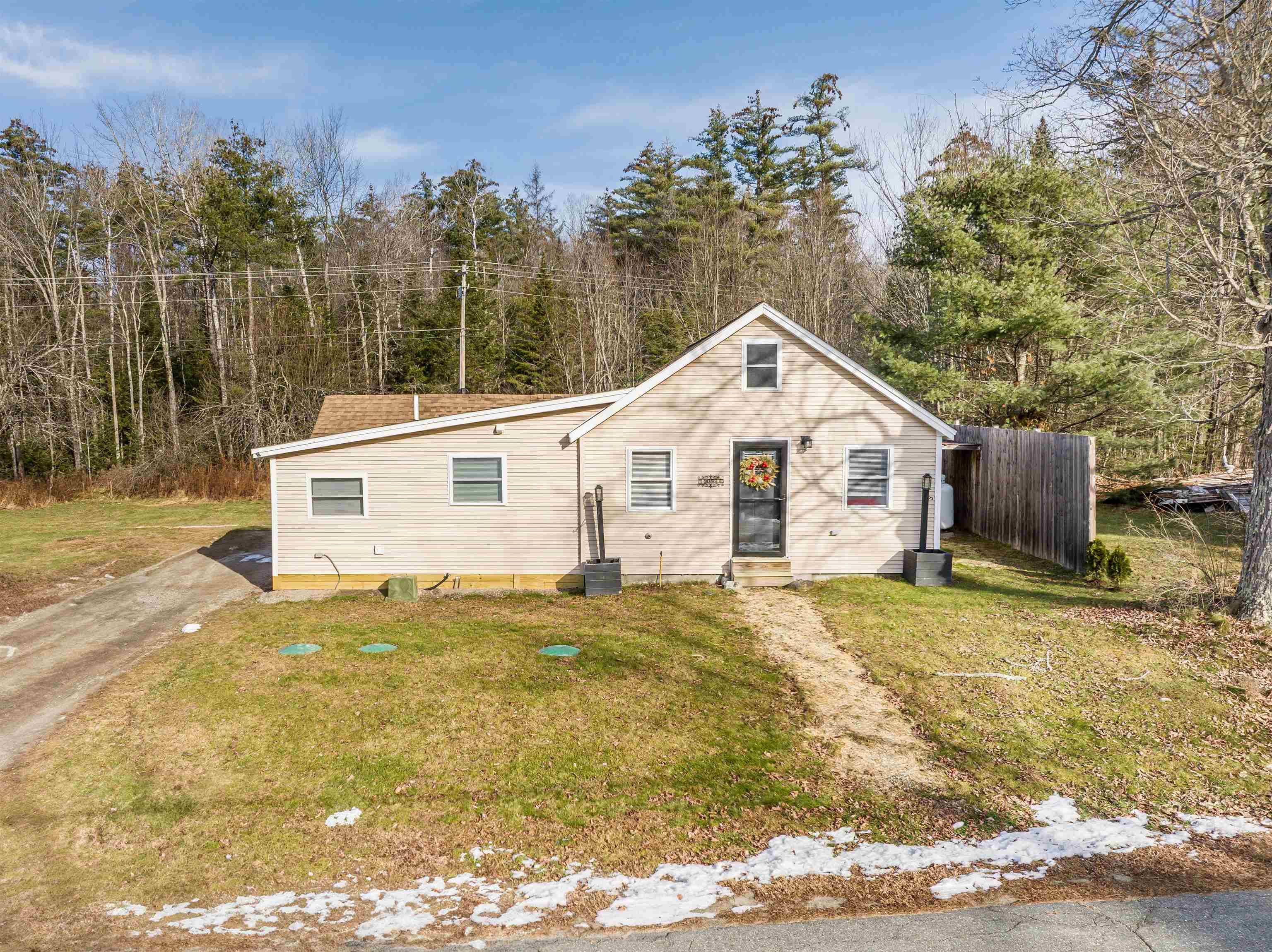 Canaan, NH 03741,171 Orange RD