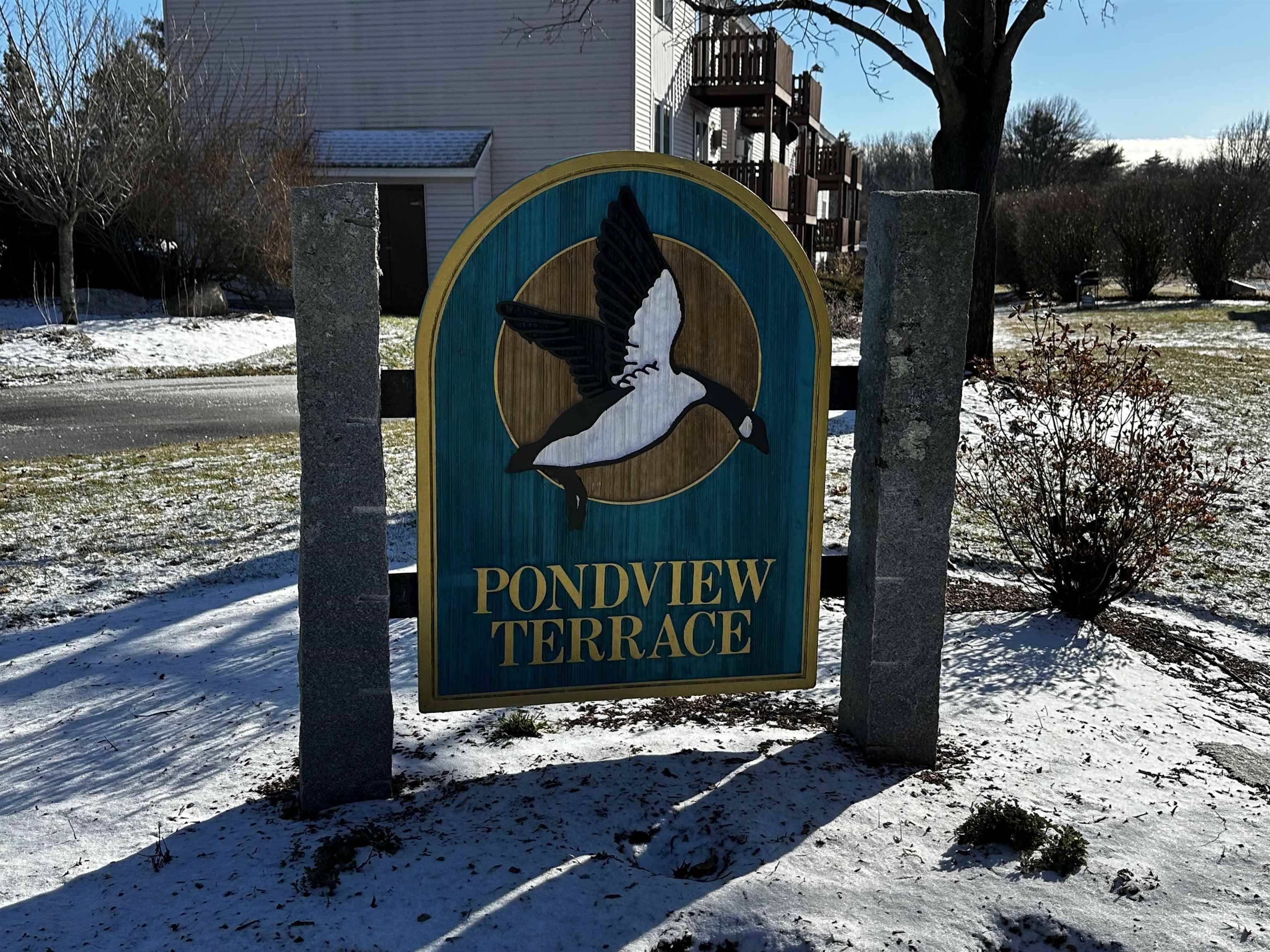 Manchester, NH 03103,360 Circle RD #1