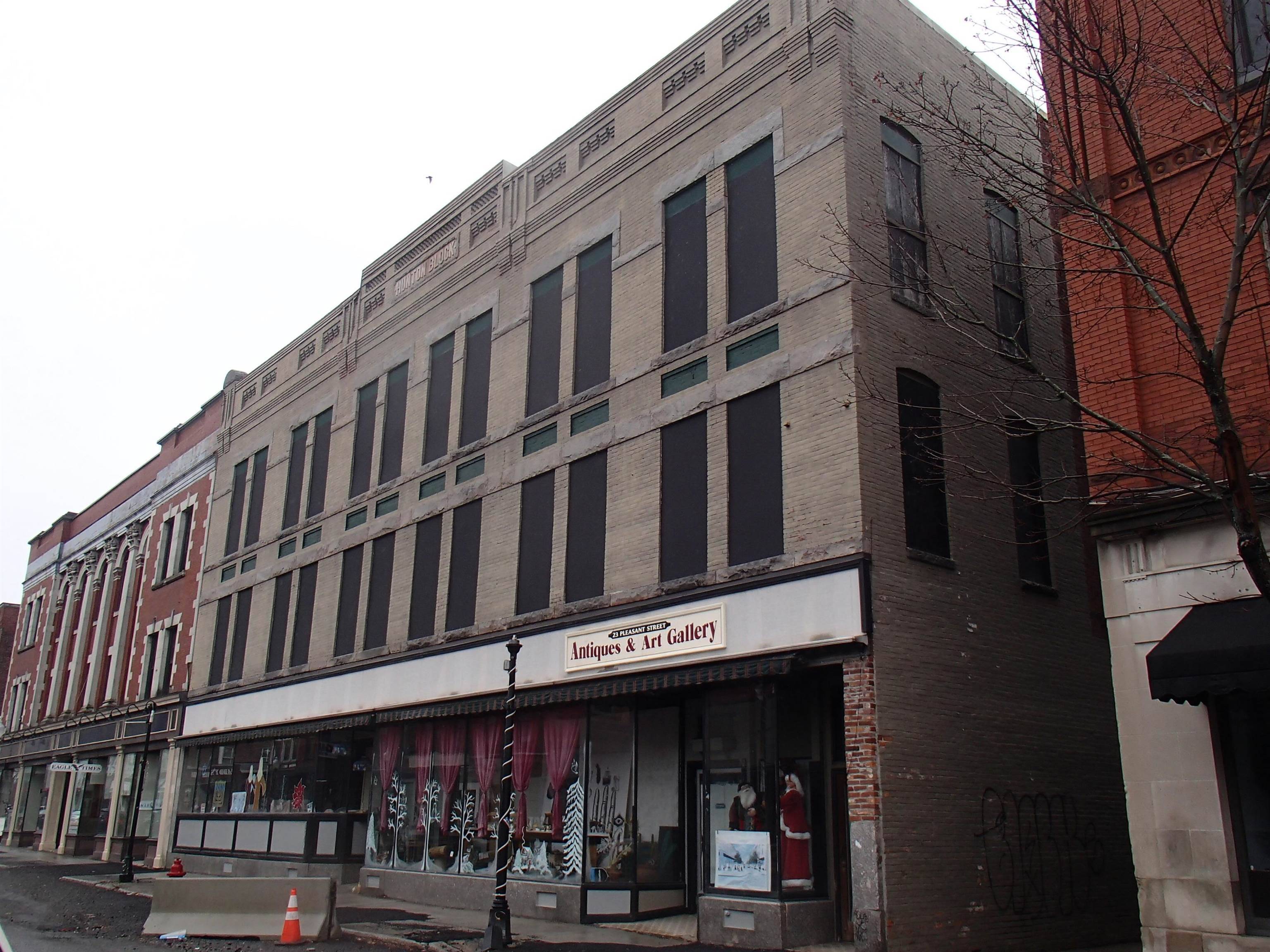 Claremont, NH 03743,19 Pleasant ST