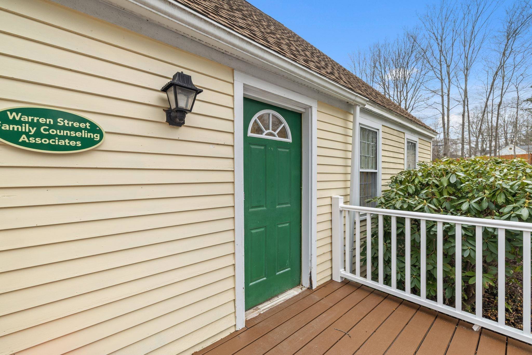 Durham, NH 03824,44 Newmarket RD #2