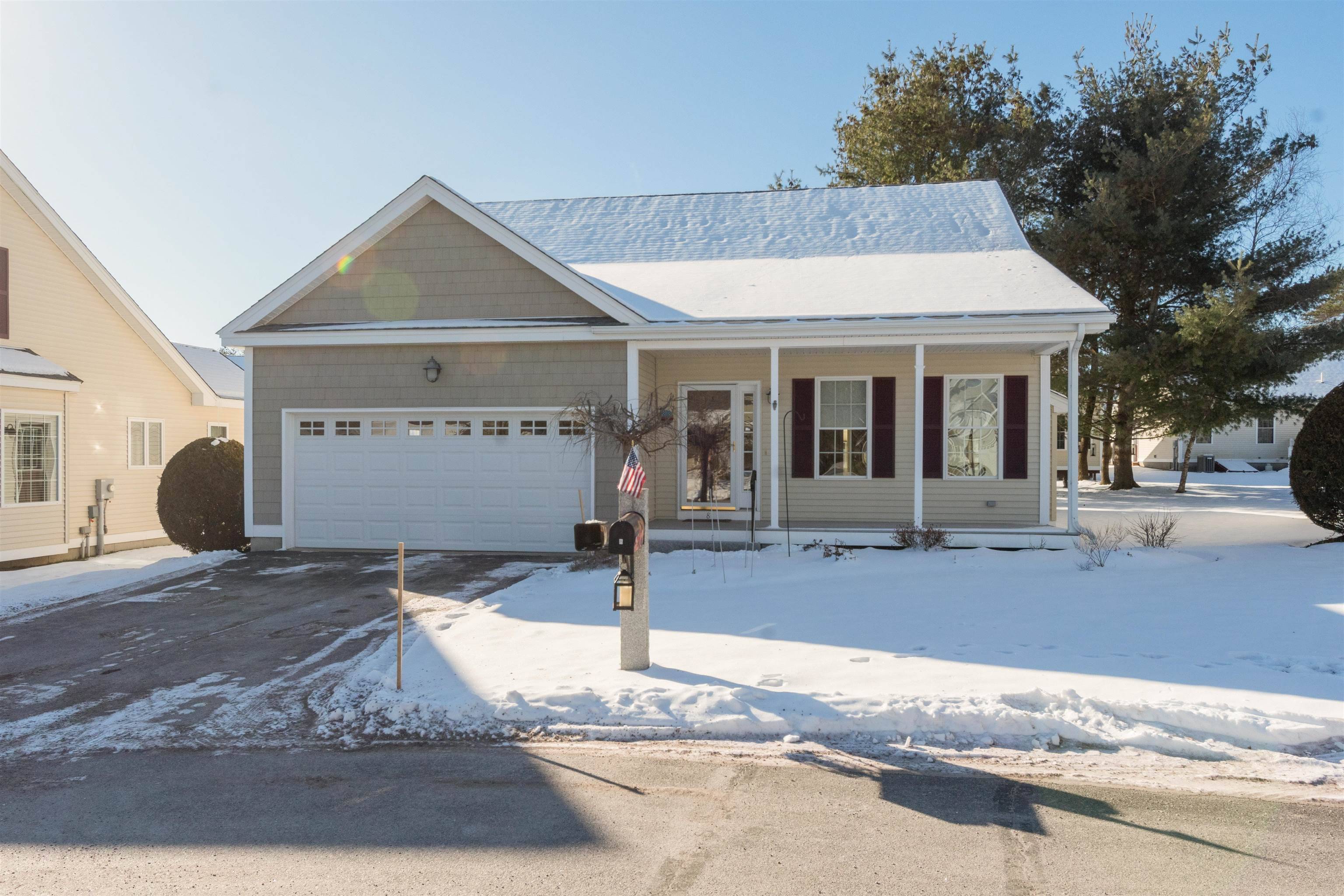 Merrimack, NH 03054,8 Underwood LN