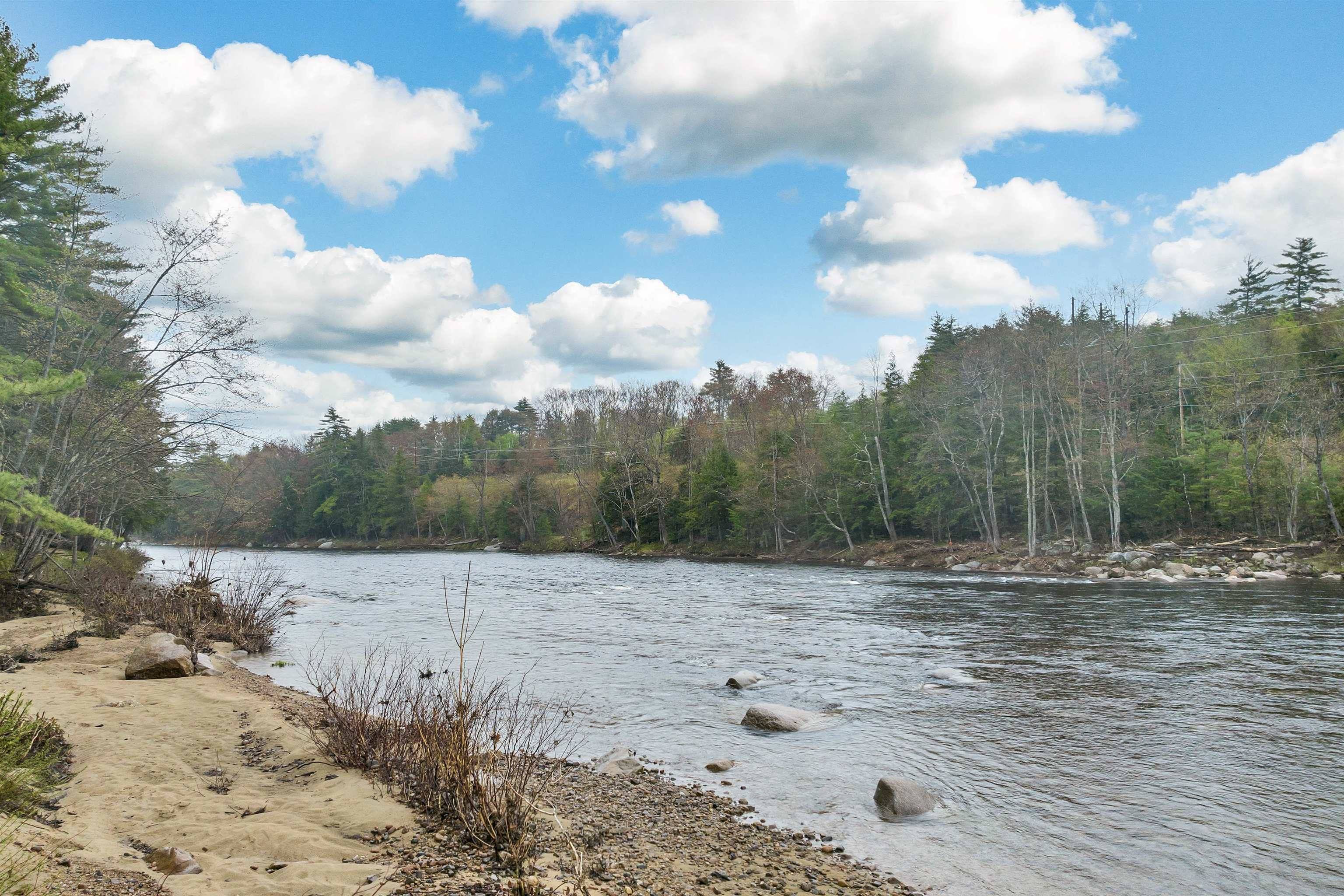 Conway, NH 03818,36 Murray LN