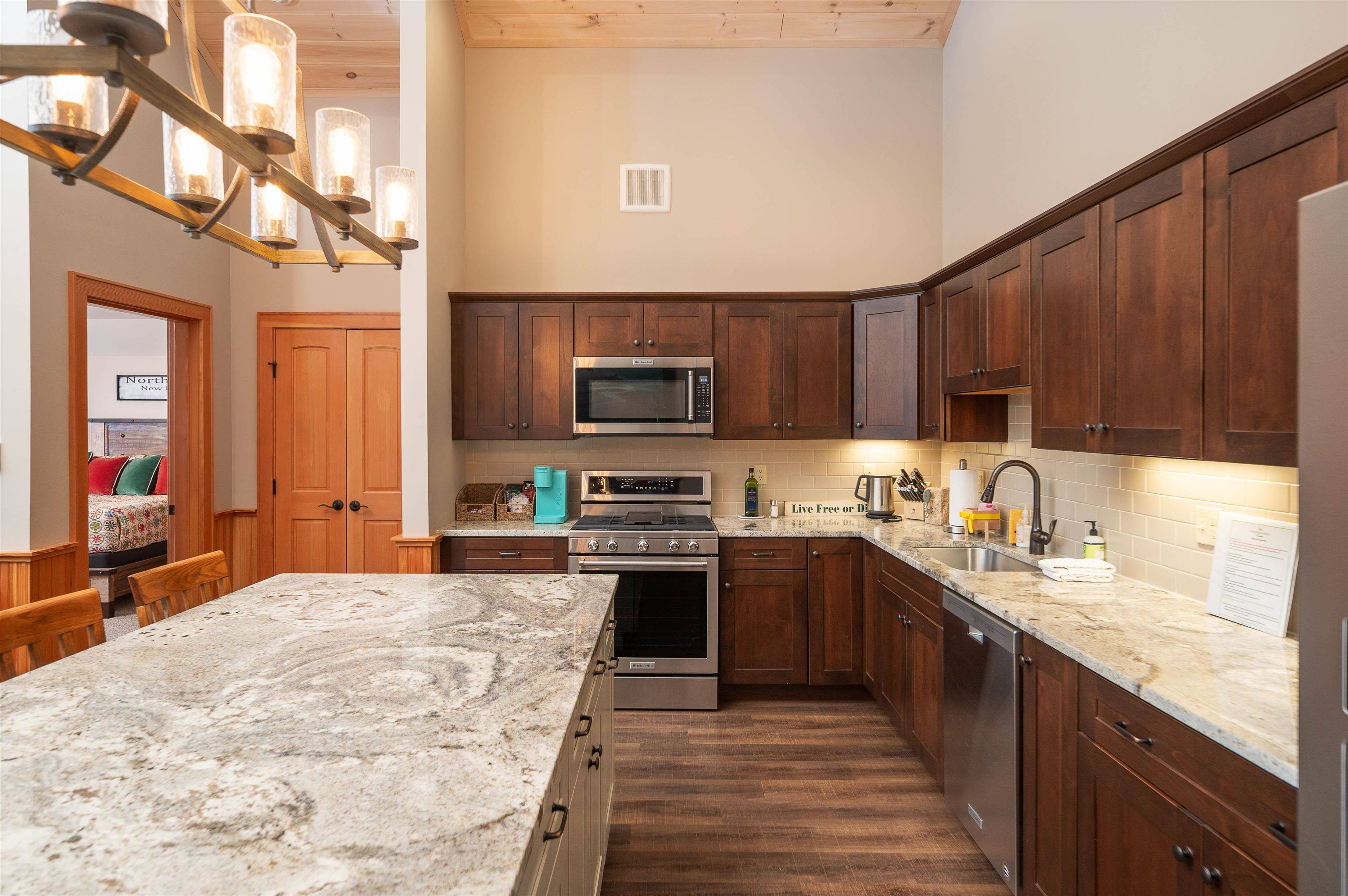 Conway, NH 03860,235 Skimobile RD #1404