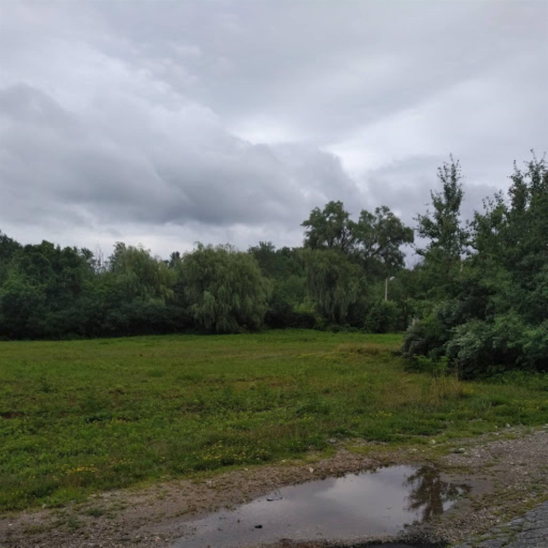 Derry, NH 03038,43.5 Crystal AVE #Lot 1  L036  1.75 acre