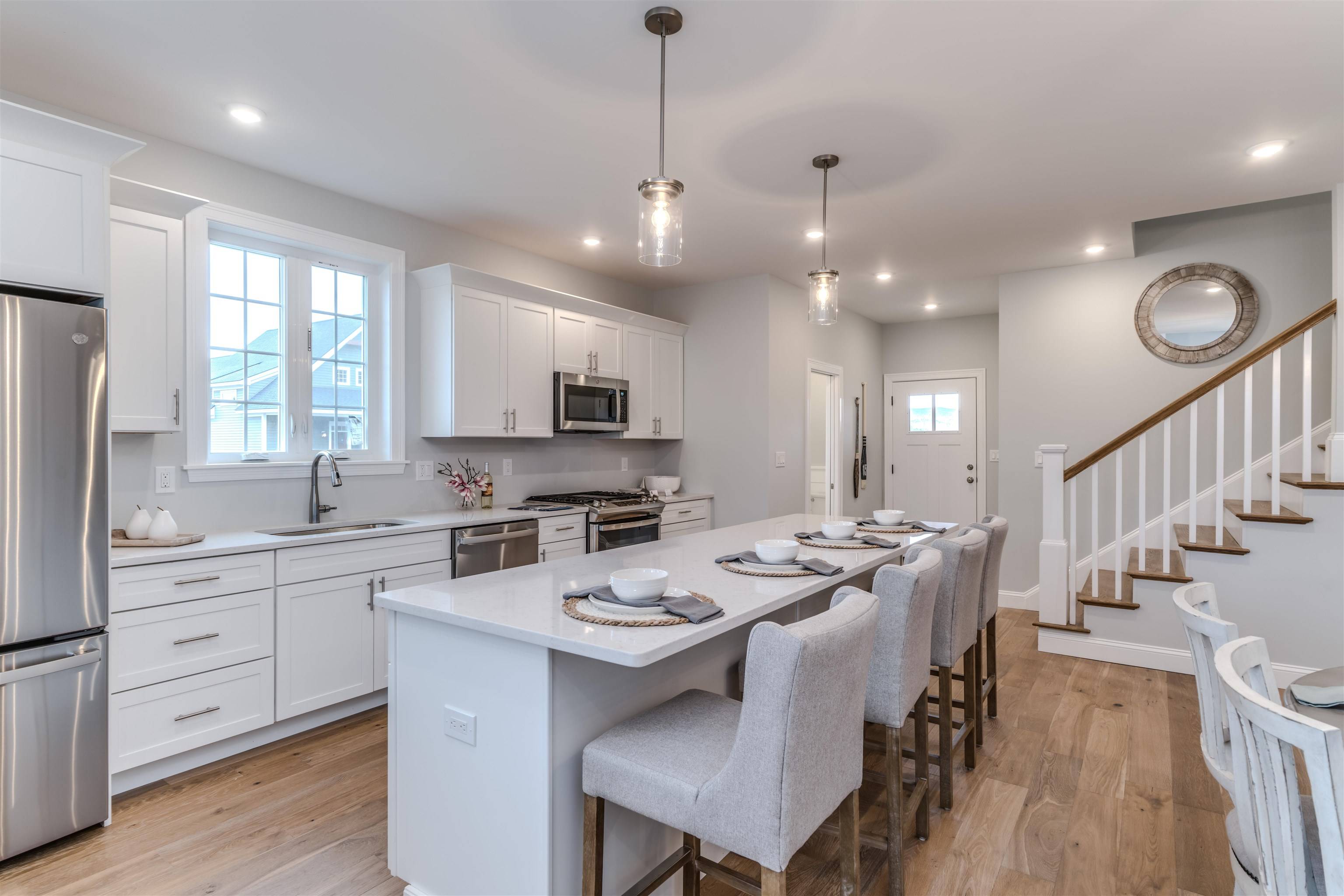 2 Benjamin LN Thornton, NH 03285
