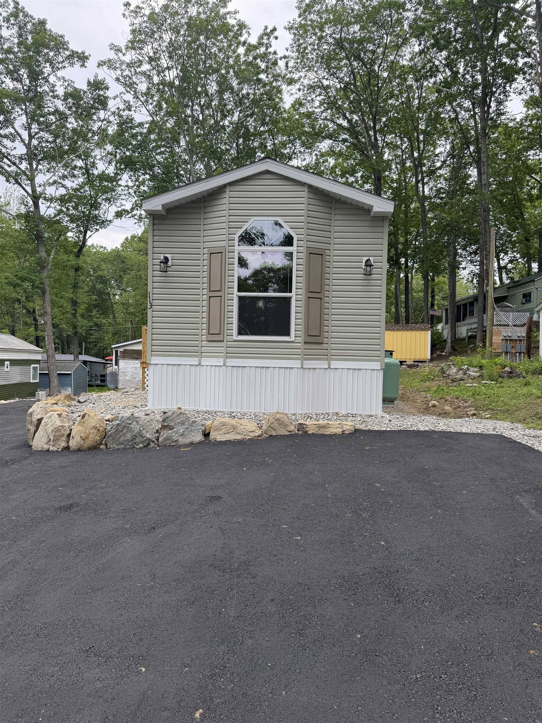 Gilford, NH 03249,9 Sargent PL #113