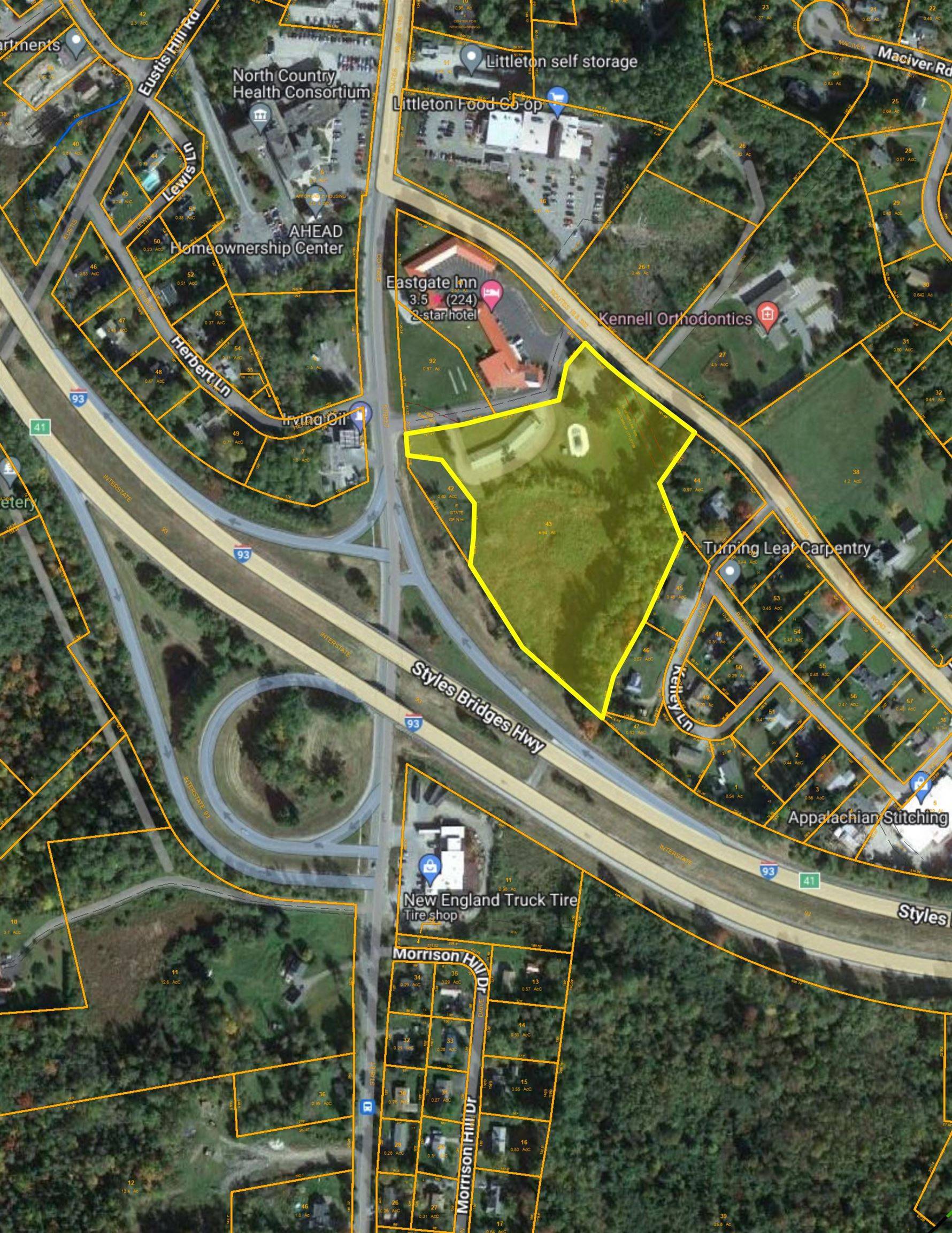 Littleton, NH 03598,337 Cottage ST