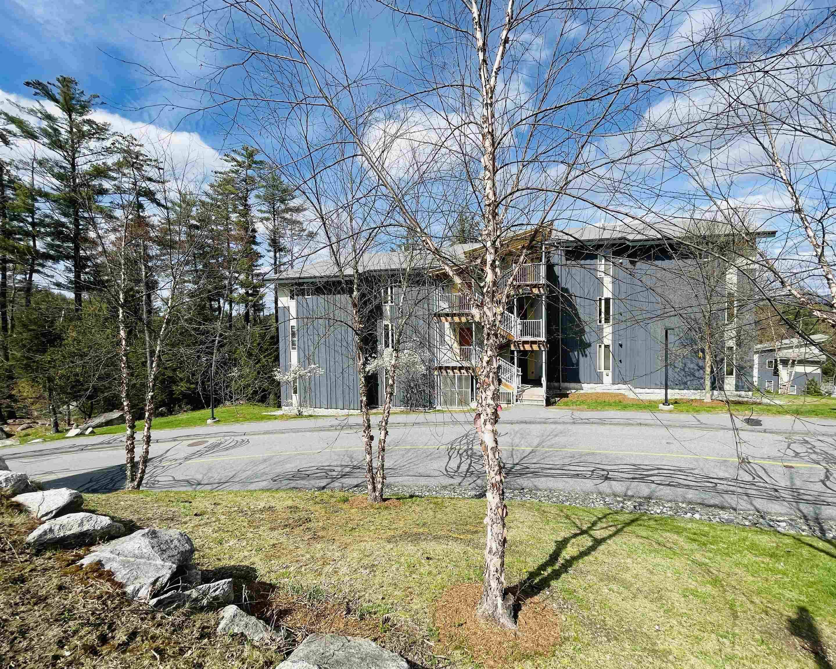 Hanover, NH 03755,7 Gile DR #1A