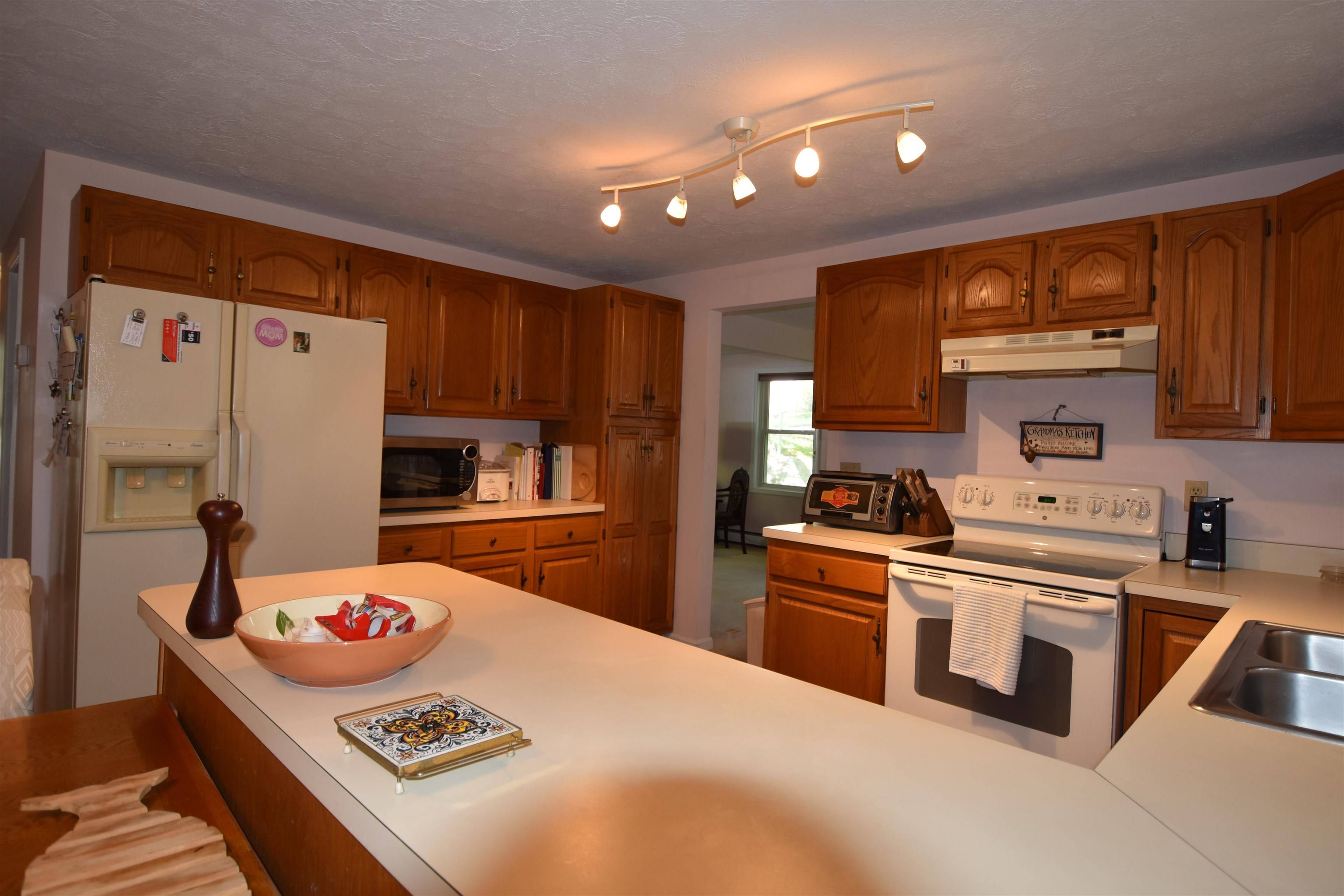 Hudson, NH 03051,3 Scottsdale DR #101