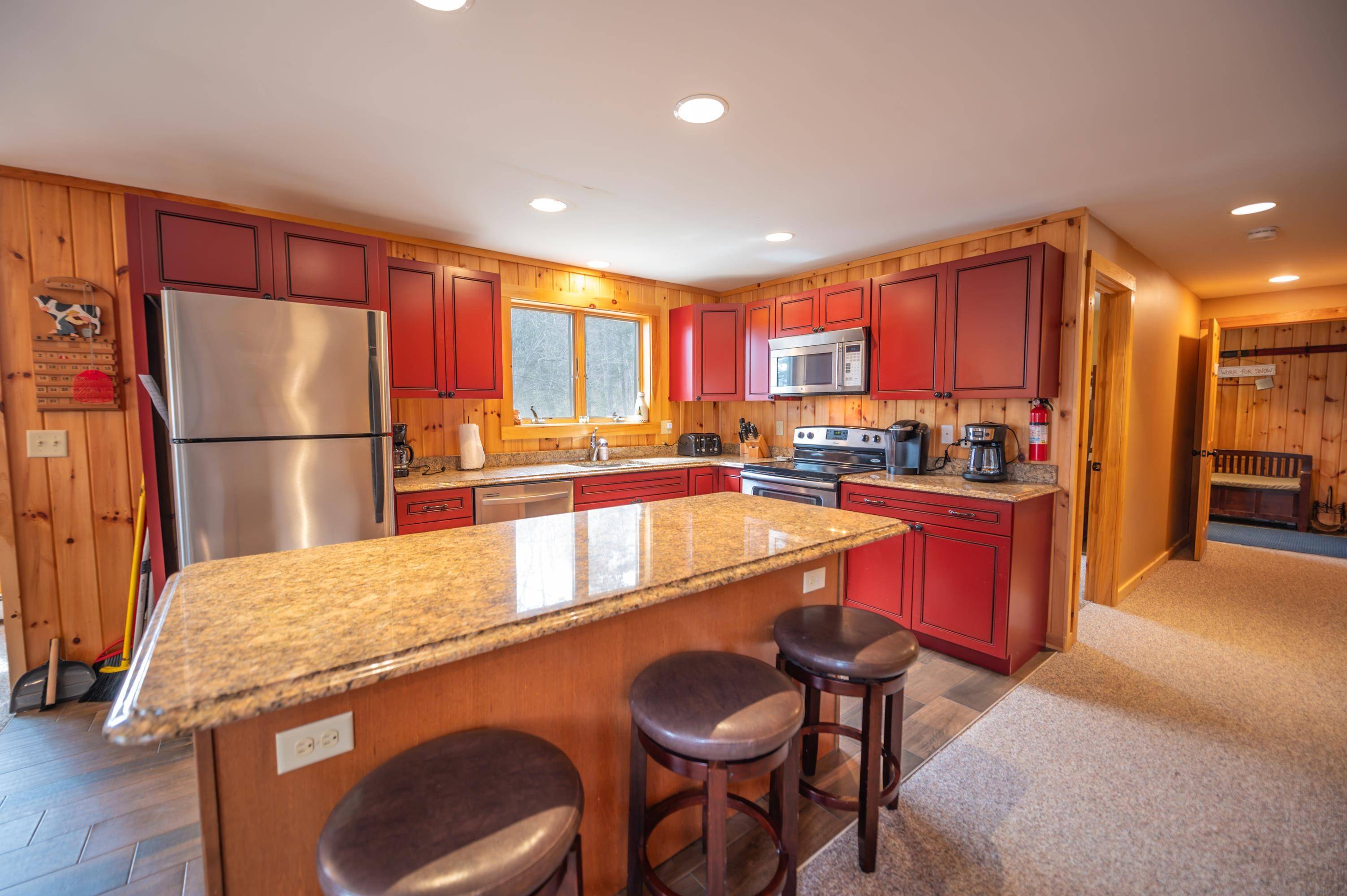 Dover, VT 05356,38 Bears Den RD