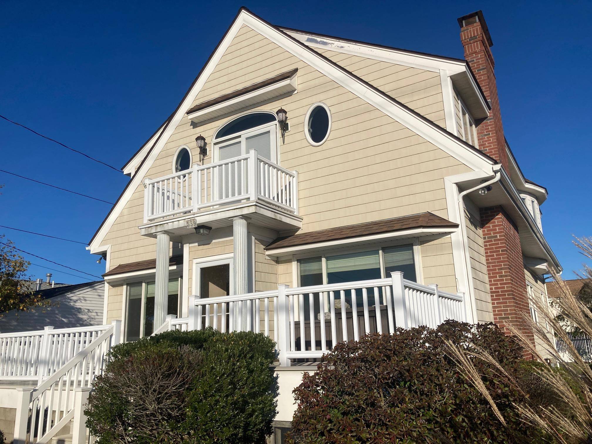 Seabrook, NH 03874,539 Ocean BLVD