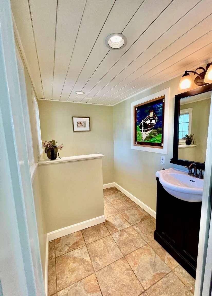 91 Main Mast CIR New Castle, NH 03854
