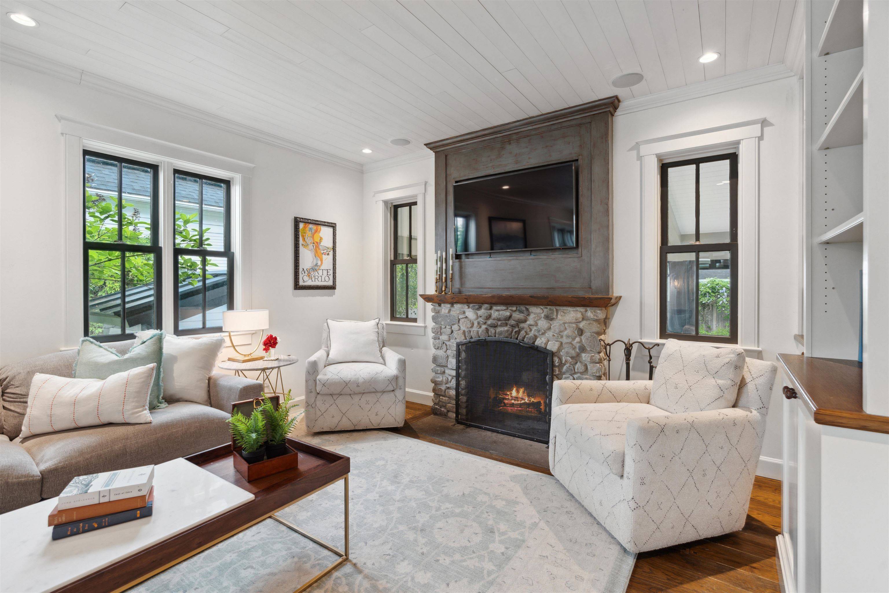Stowe, VT 05672,237 Maple ST