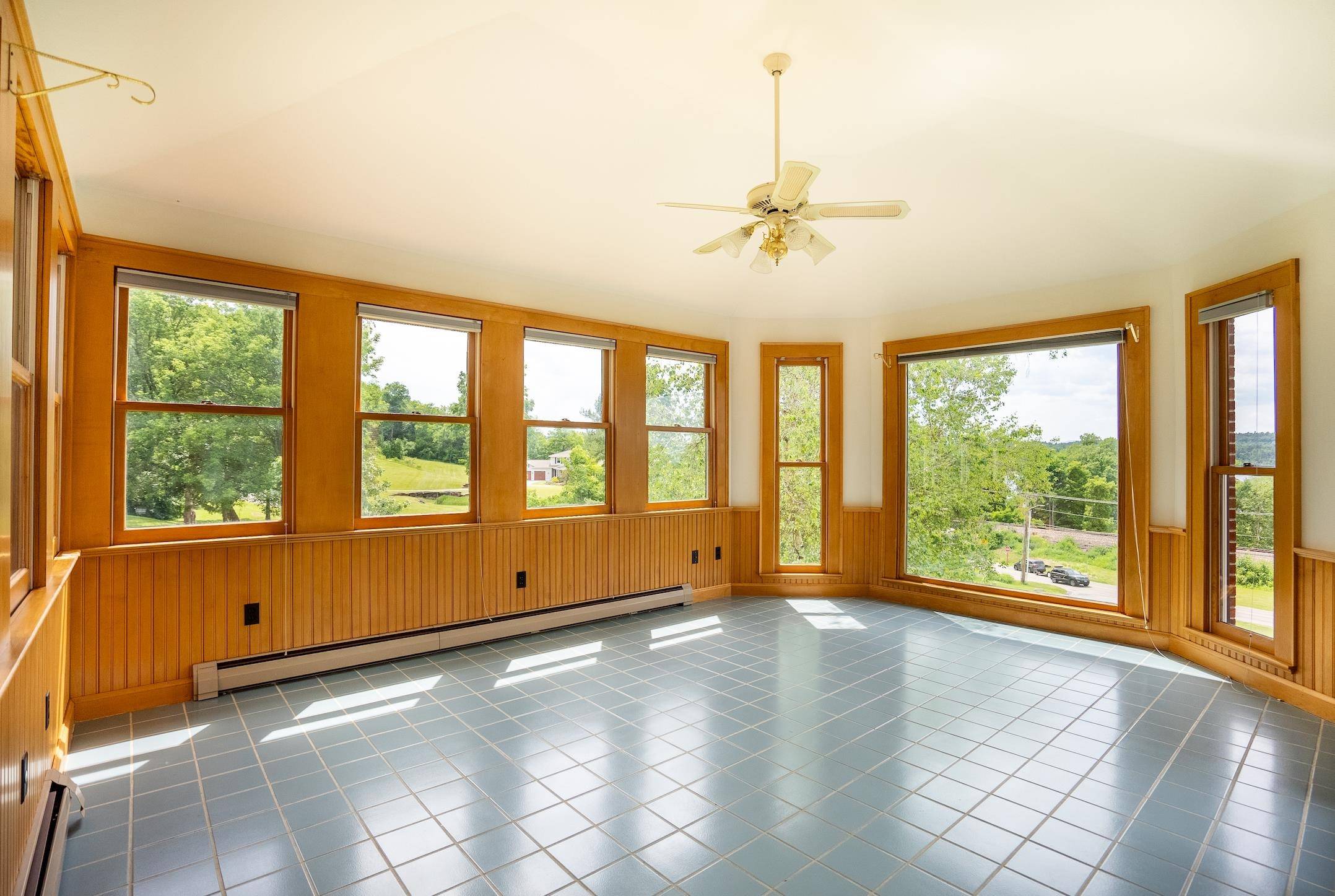 533 Bay RD Shelburne, VT 05482