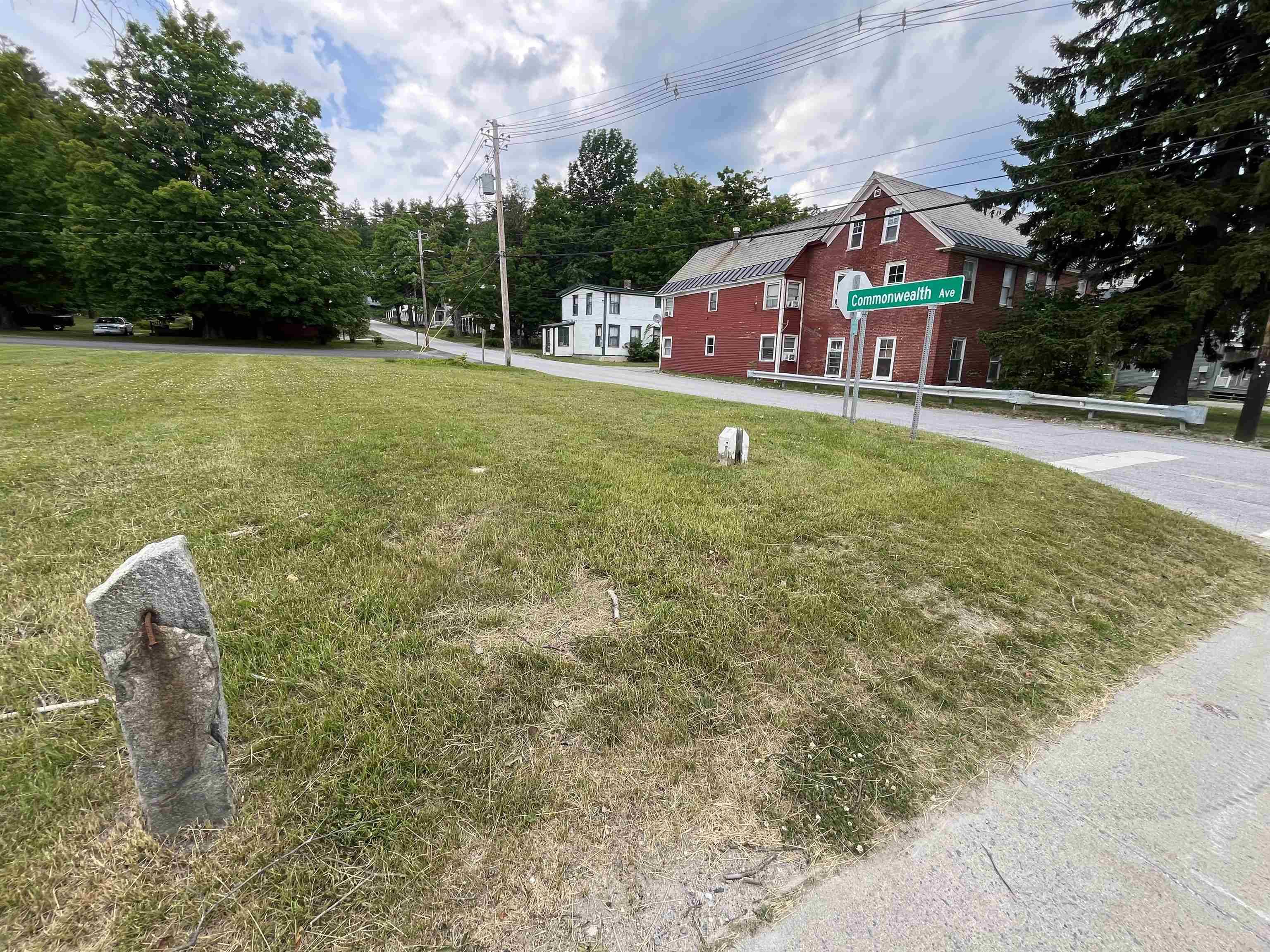 Ludlow, VT 05149,83 Main ST