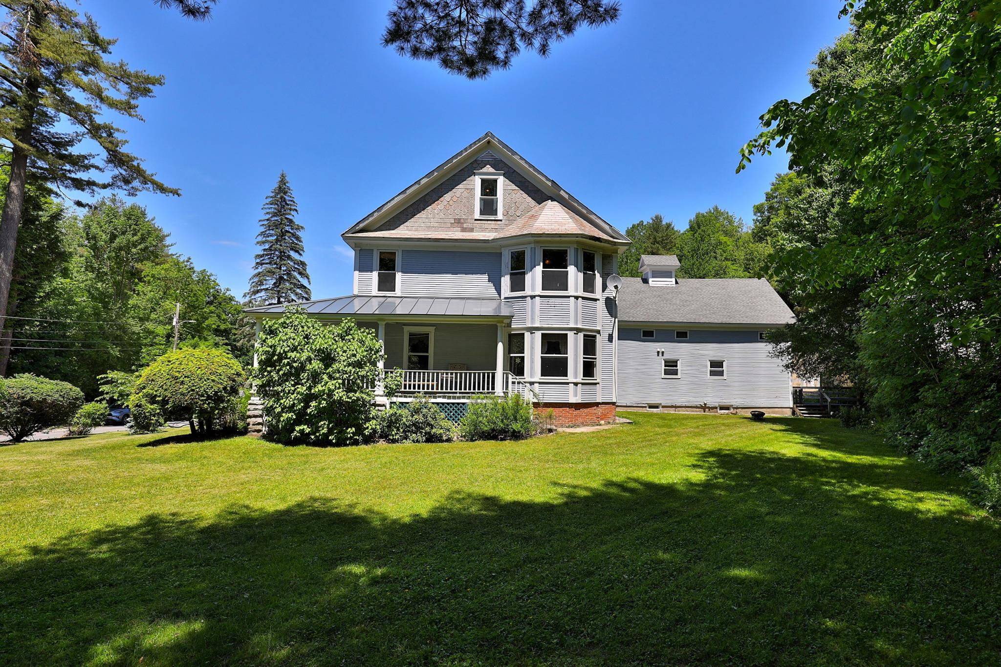 Ludlow, VT 05149,20 Plumley AVE