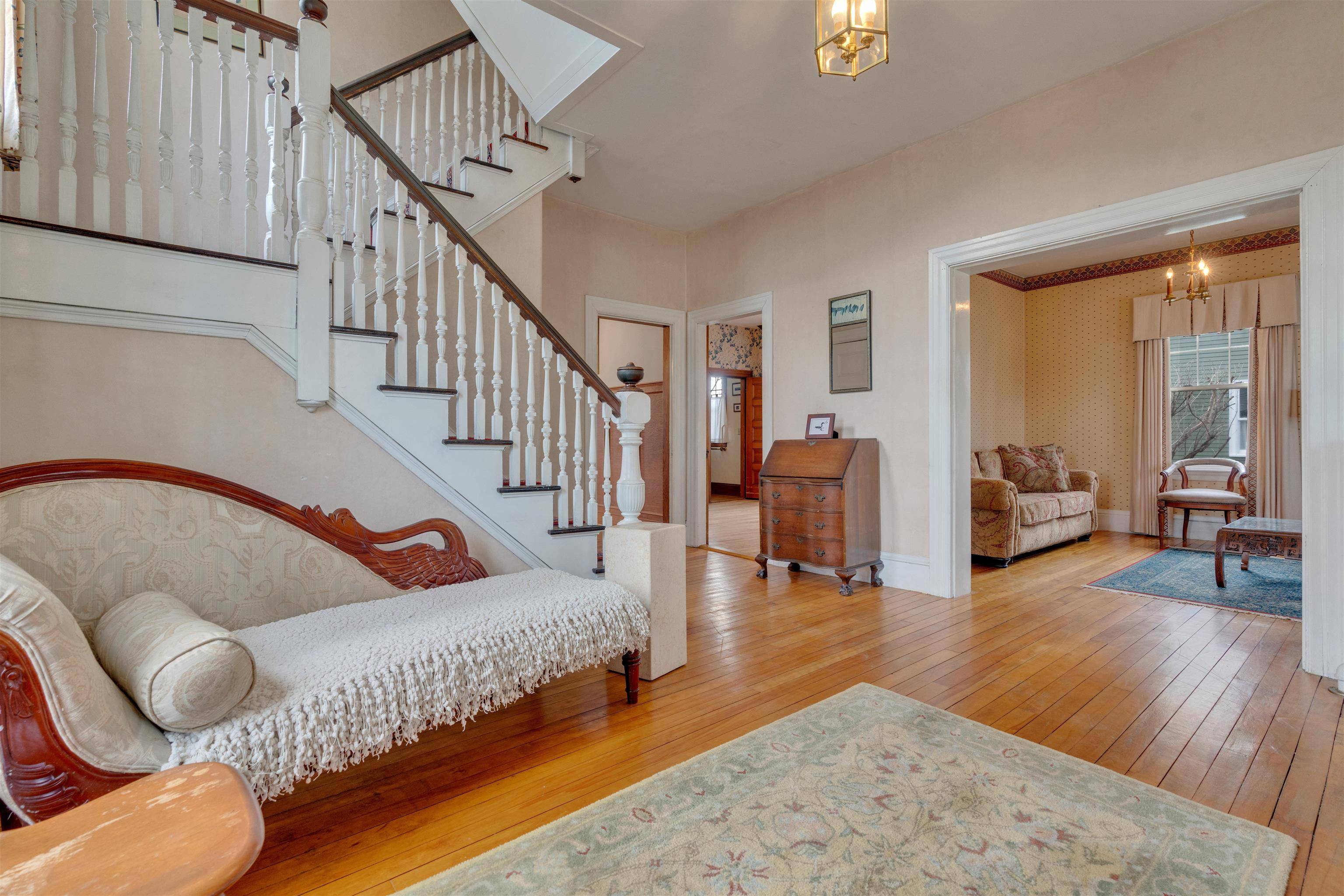 Portsmouth, NH 03801,390 South ST