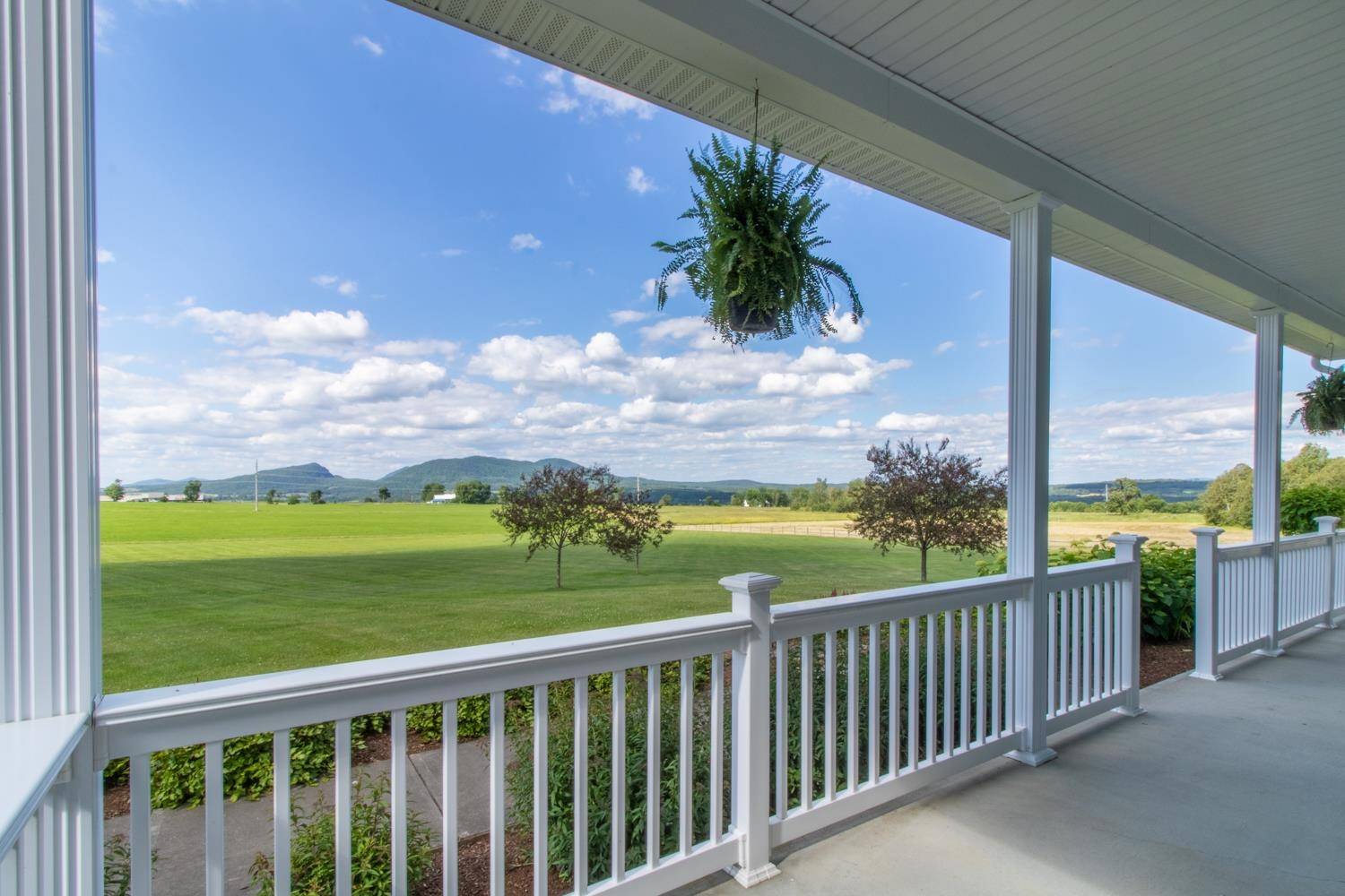 227 Bowenville RD Troy, VT 05868