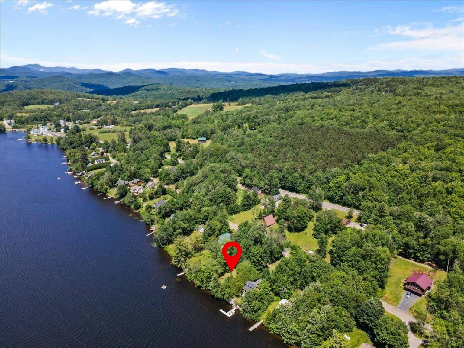 Elmore, VT 05657,304 Camp RD