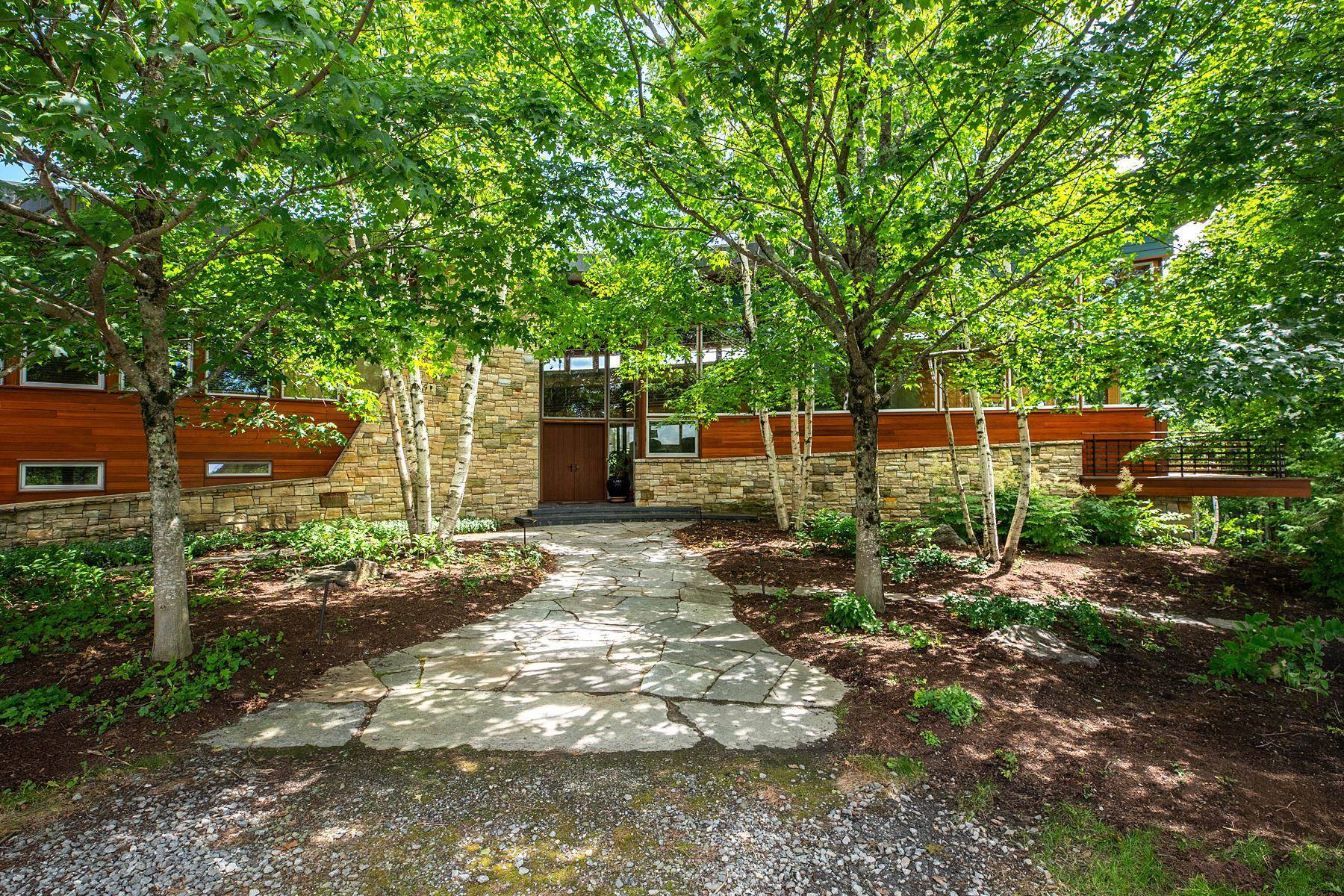 Stratton, VT 05155,454 Mountain RD
