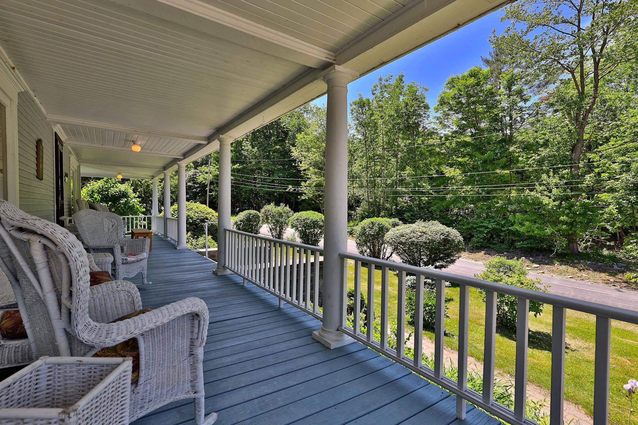 Ludlow, VT 05149,20 Plumley AVE