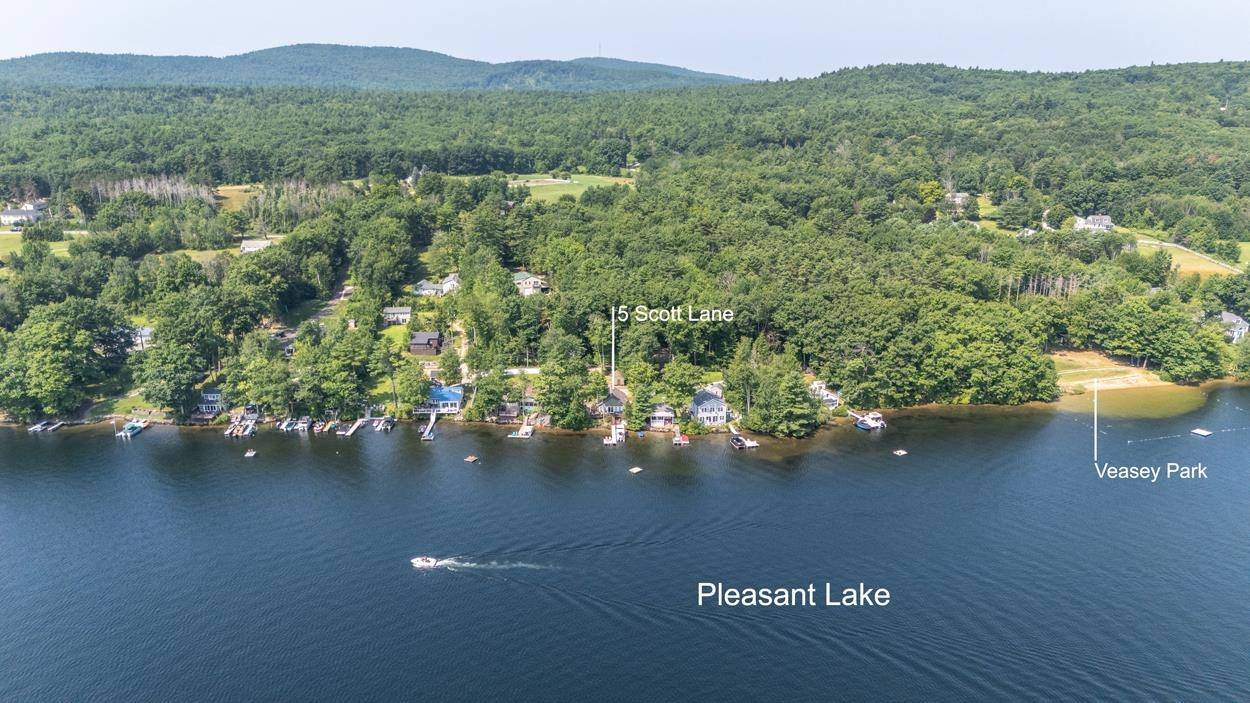 Deerfield, NH 03037,5 Scott LN