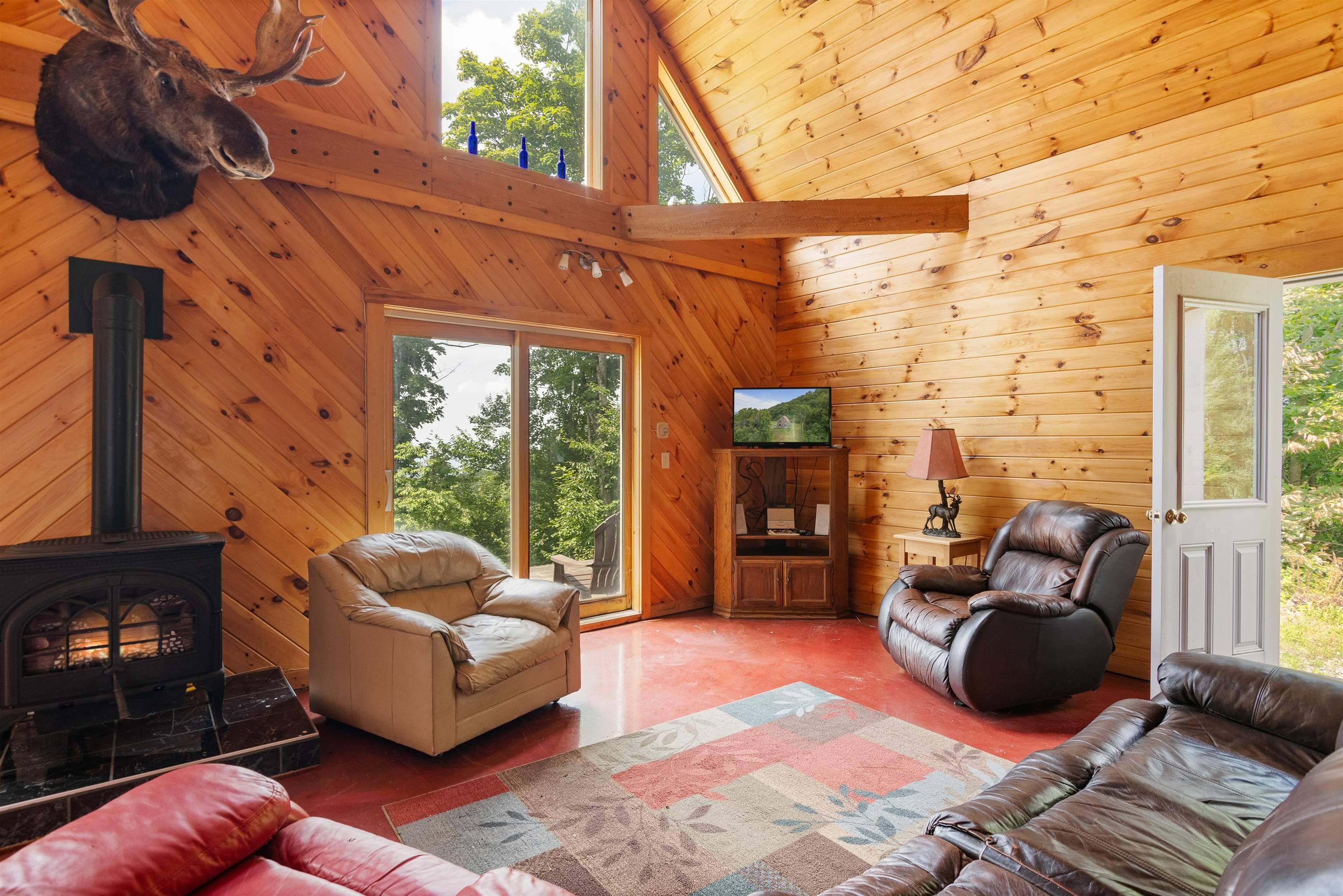 Enosburg, VT 05450,942 Deer Run LN
