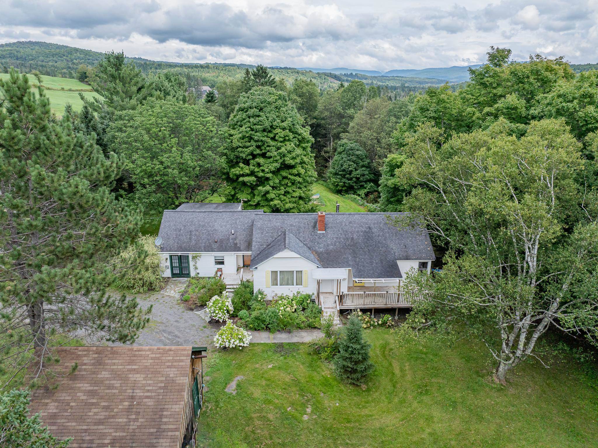 Colebrook, NH 03576,160 New Hampshire 26