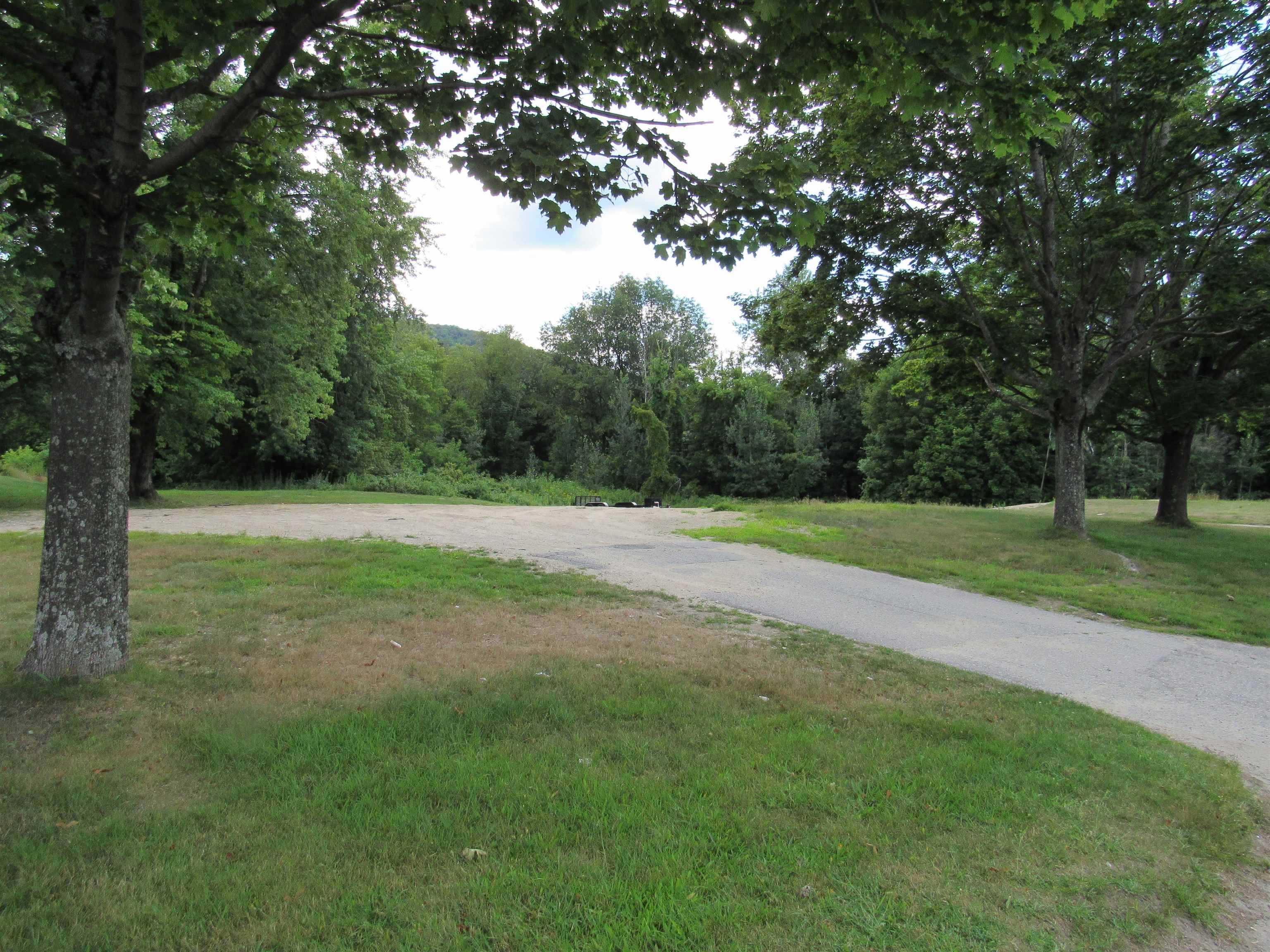 Gorham, NH 03581,215 & 221 Main ST
