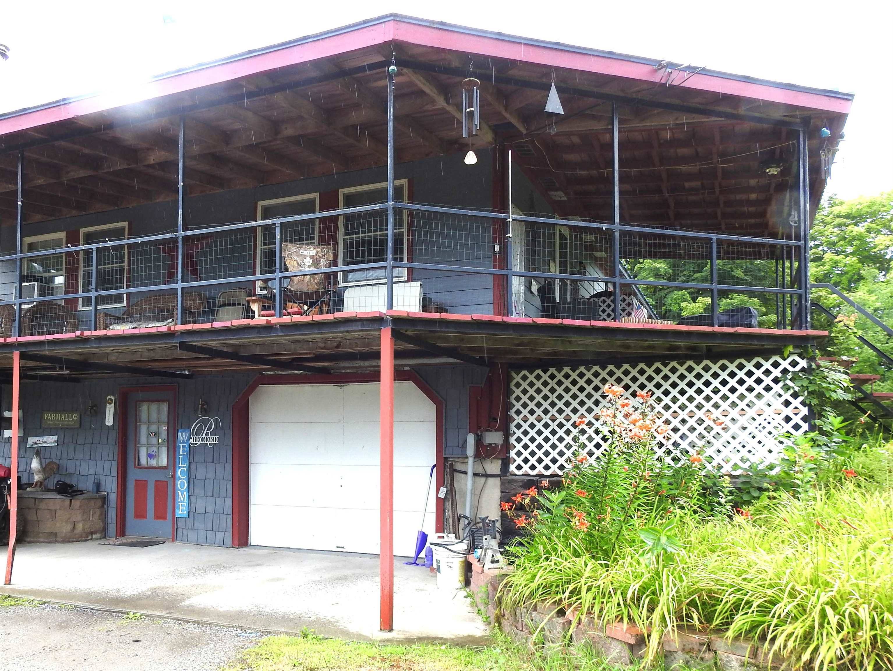 Richford, VT 05476,272 Jay RD