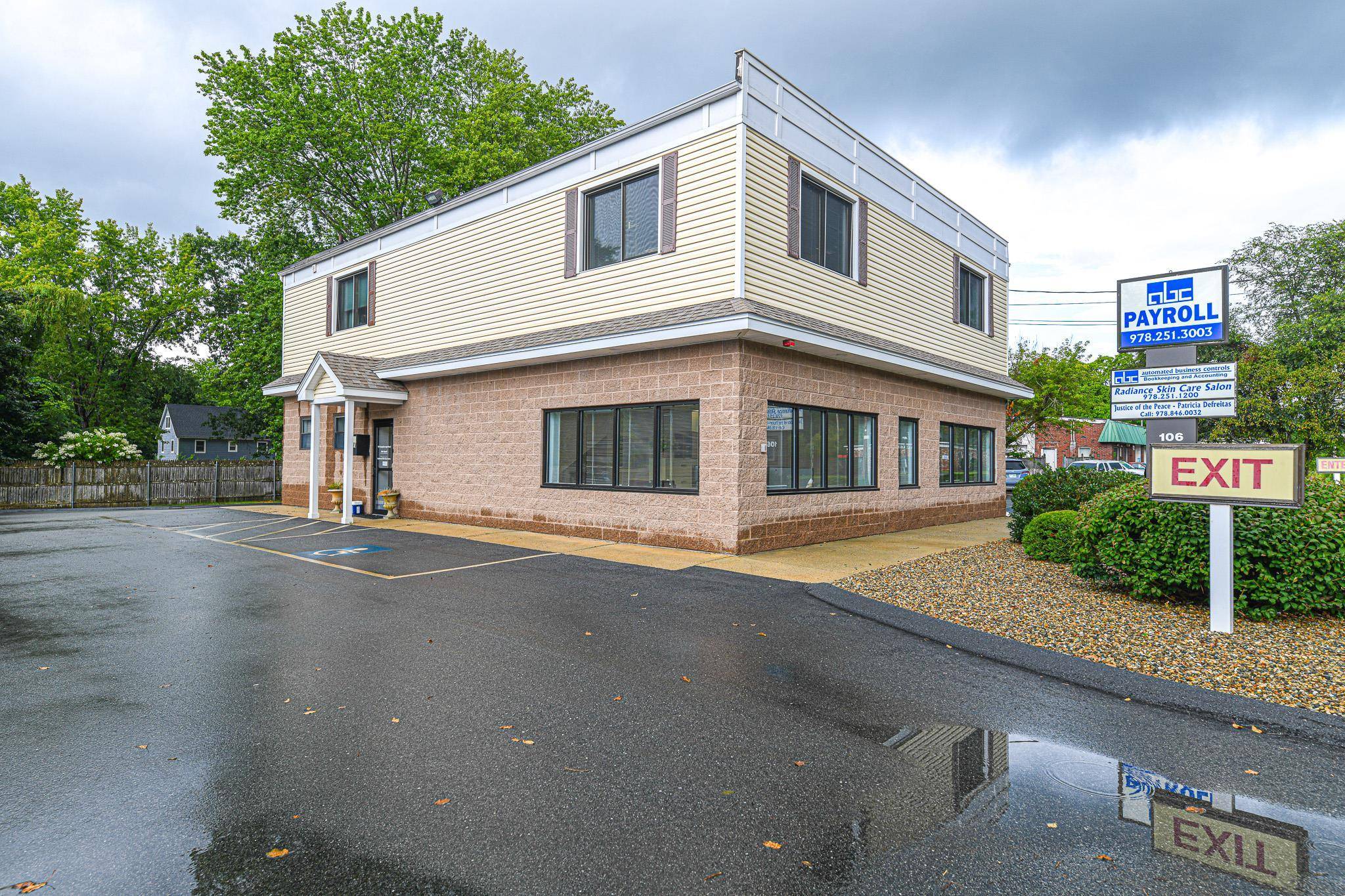 Chelmsford, MA 01863,106 Tyngsboro RD