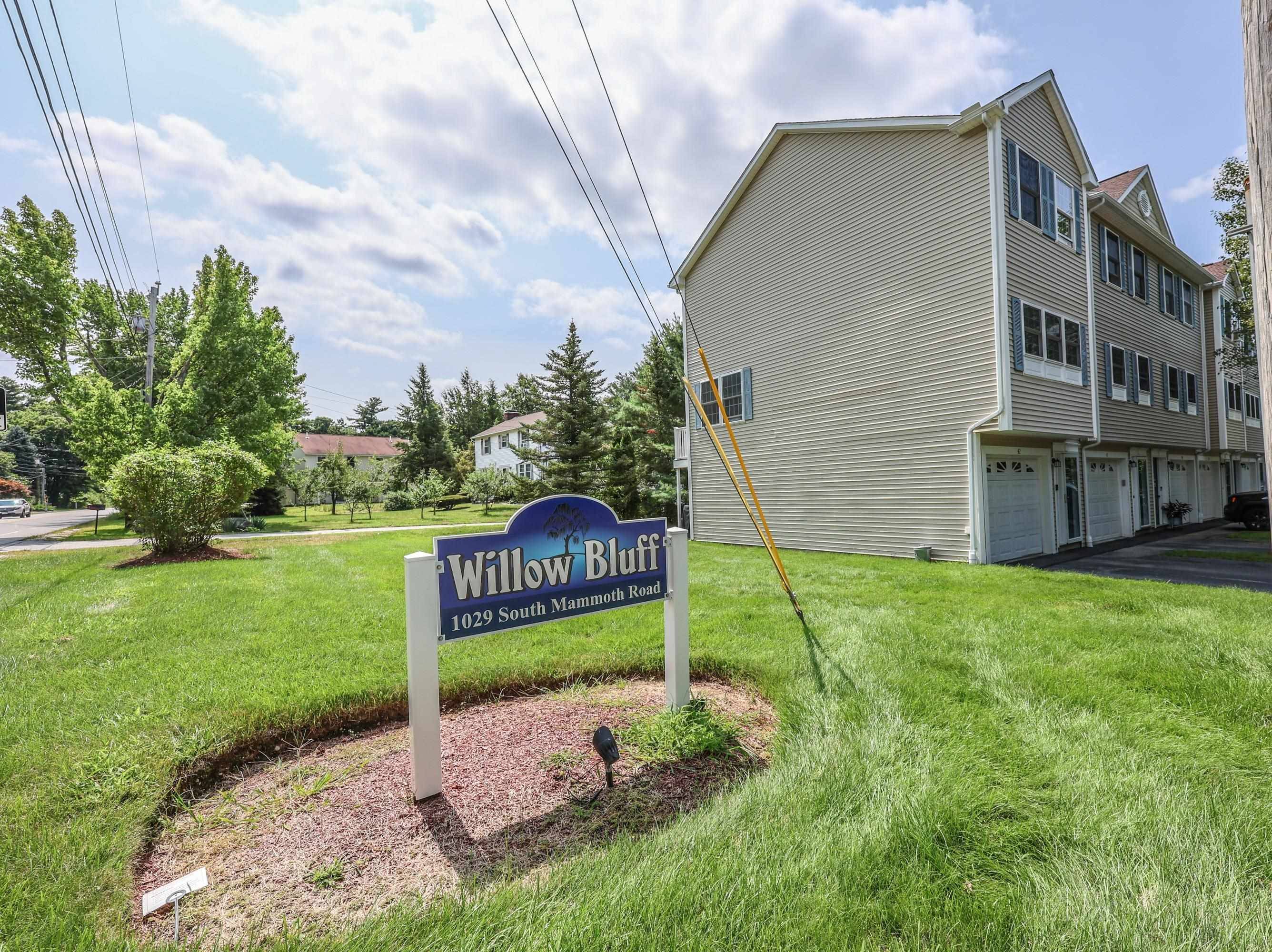 Manchester, NH 03109,1029 S Mammoth RD #42