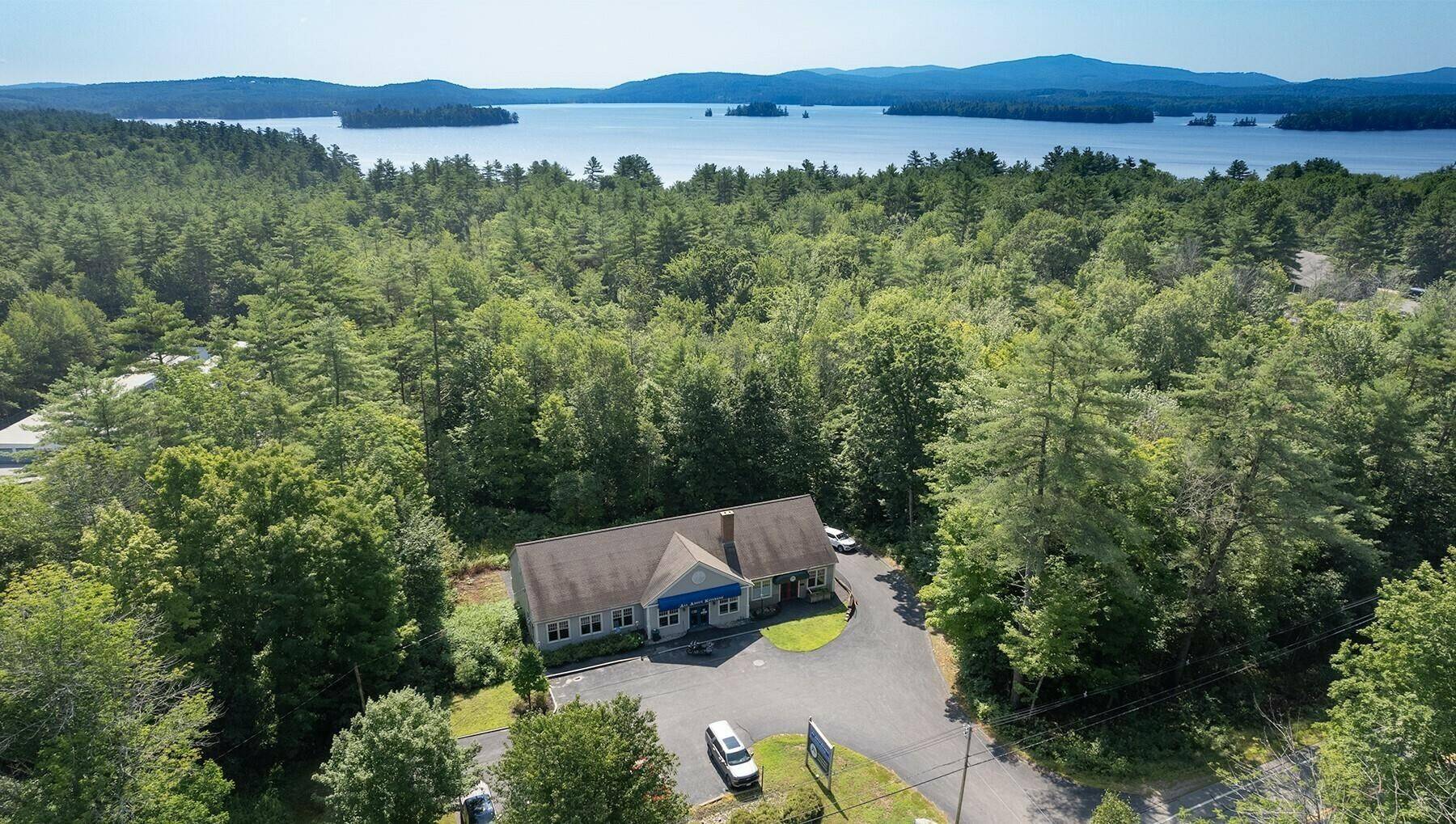 Wolfeboro, NH 03894,591 Center ST