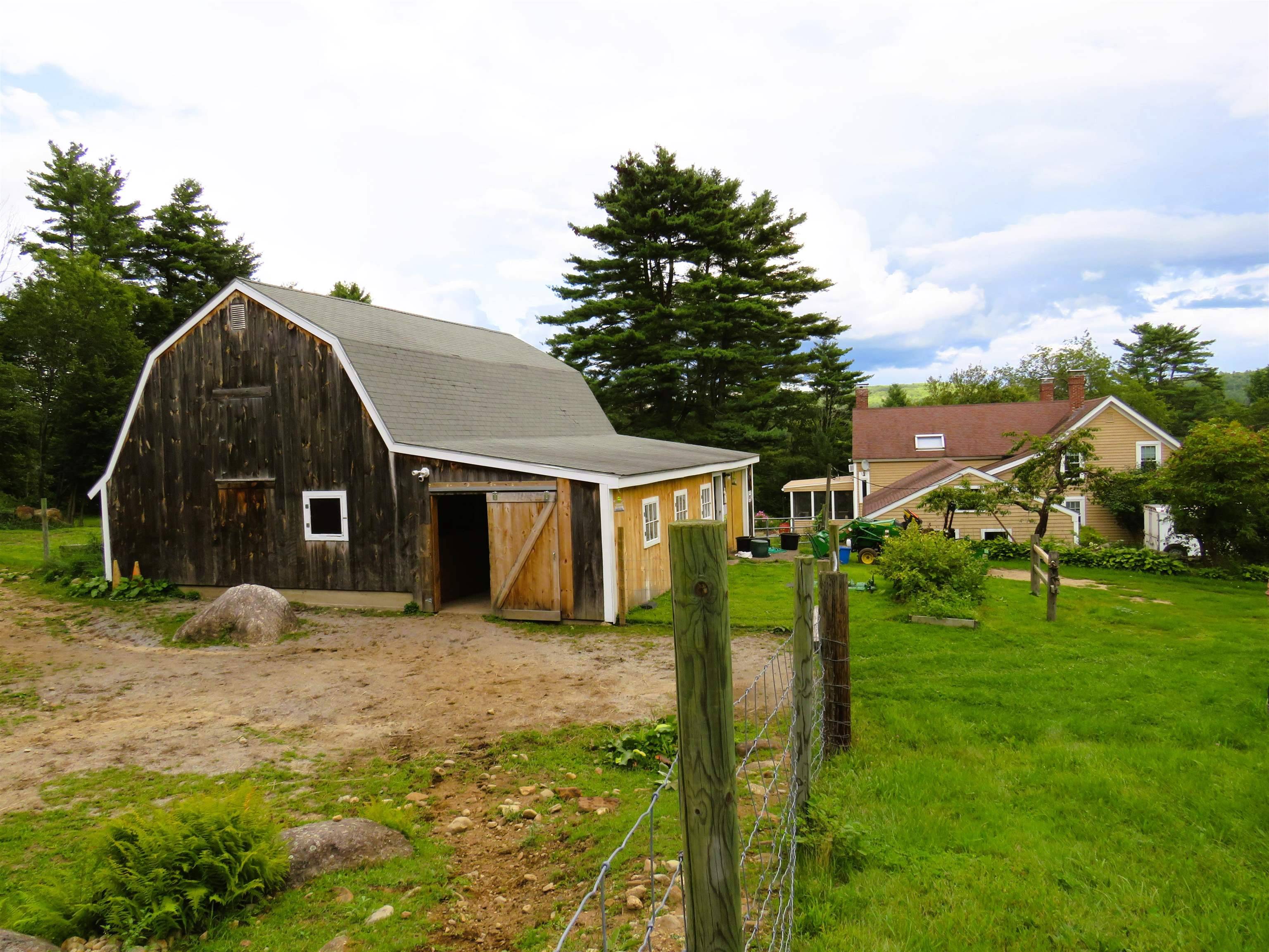 Deering, NH 03244,433 E Deering RD