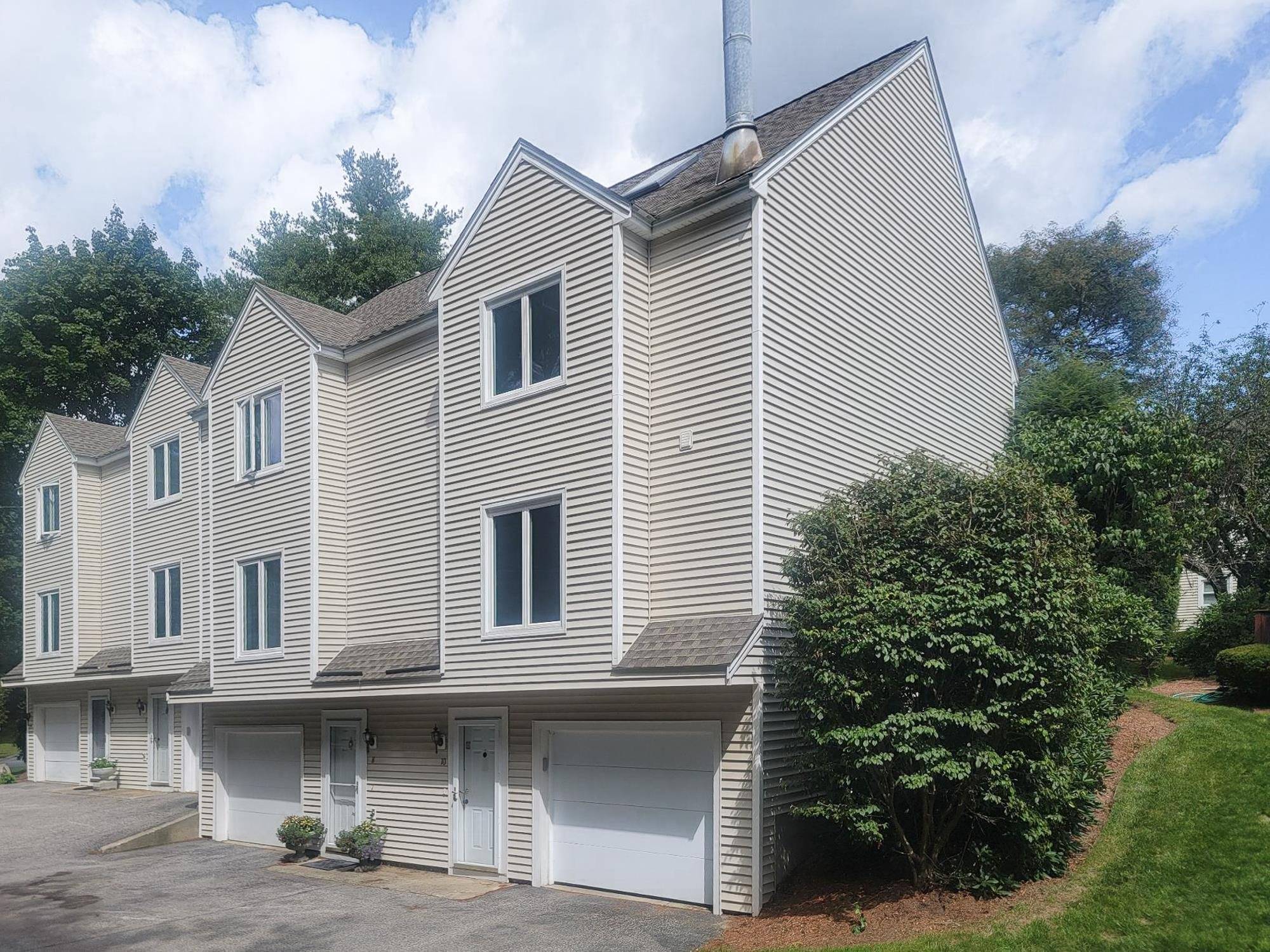 Nashua, NH 03063,10 Abinger WAY #U-69
