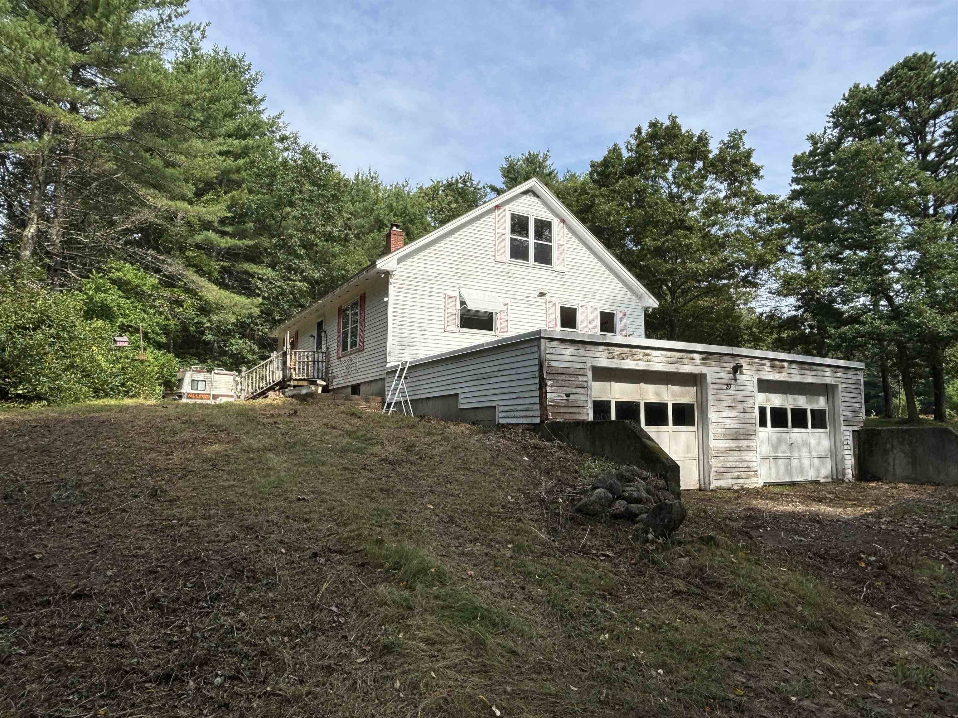 Winchester, NH 03470,20 APPLE BLOSSOM LN