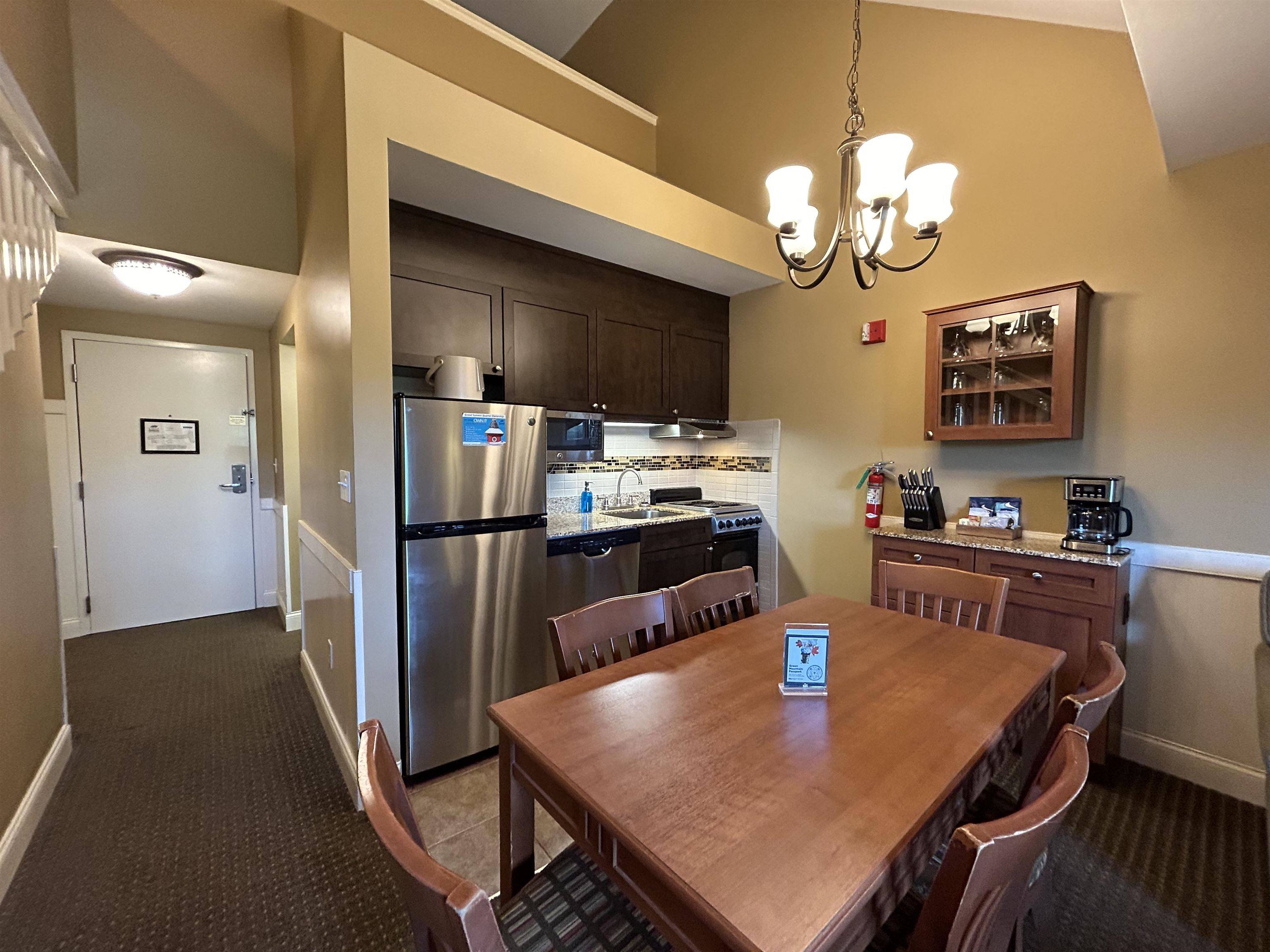 Dover, VT 05356,374/376Qtr.3,89 Grand Summit WAY