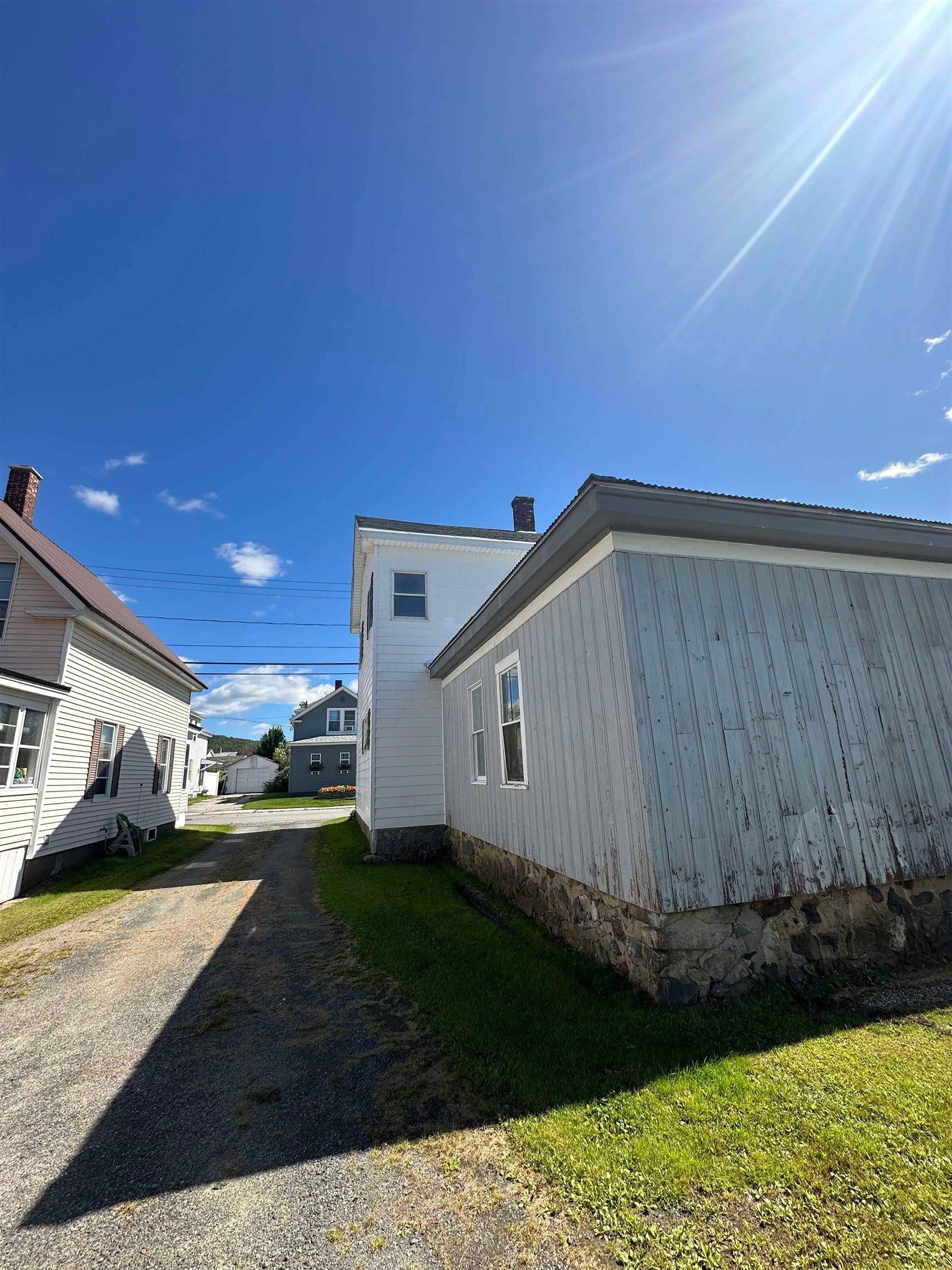 Northumberland, NH 03582,42 Rich ST