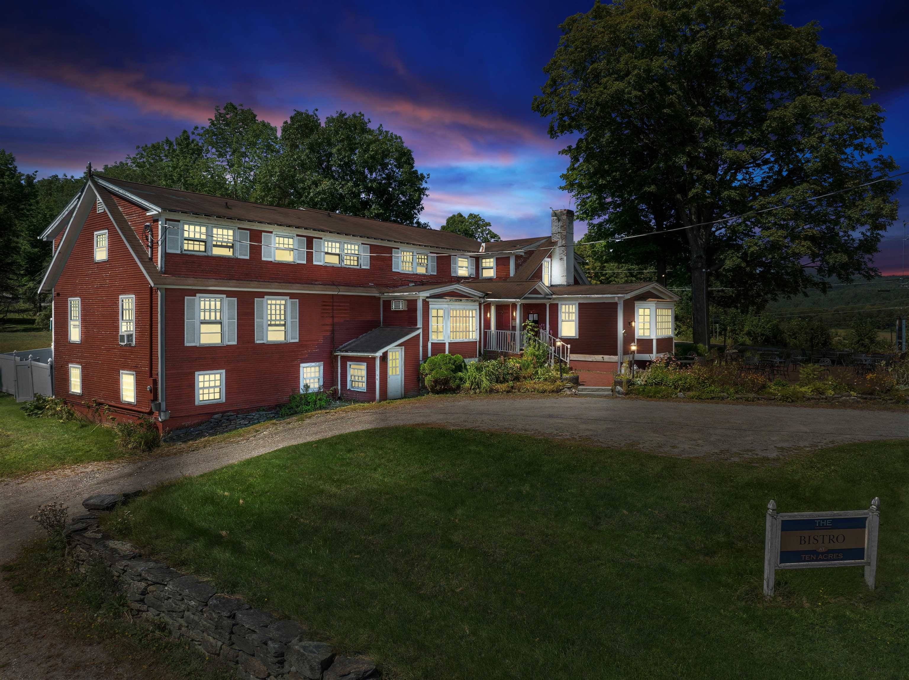 Stowe, VT 05672,14 Barrows RD