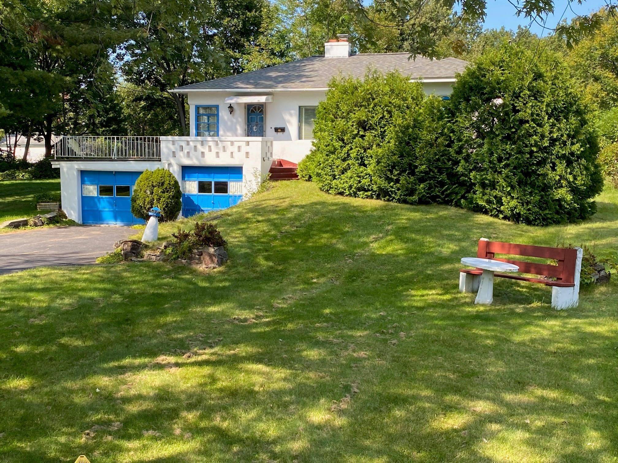 South Burlington, VT 05403,29 Pinetree TER