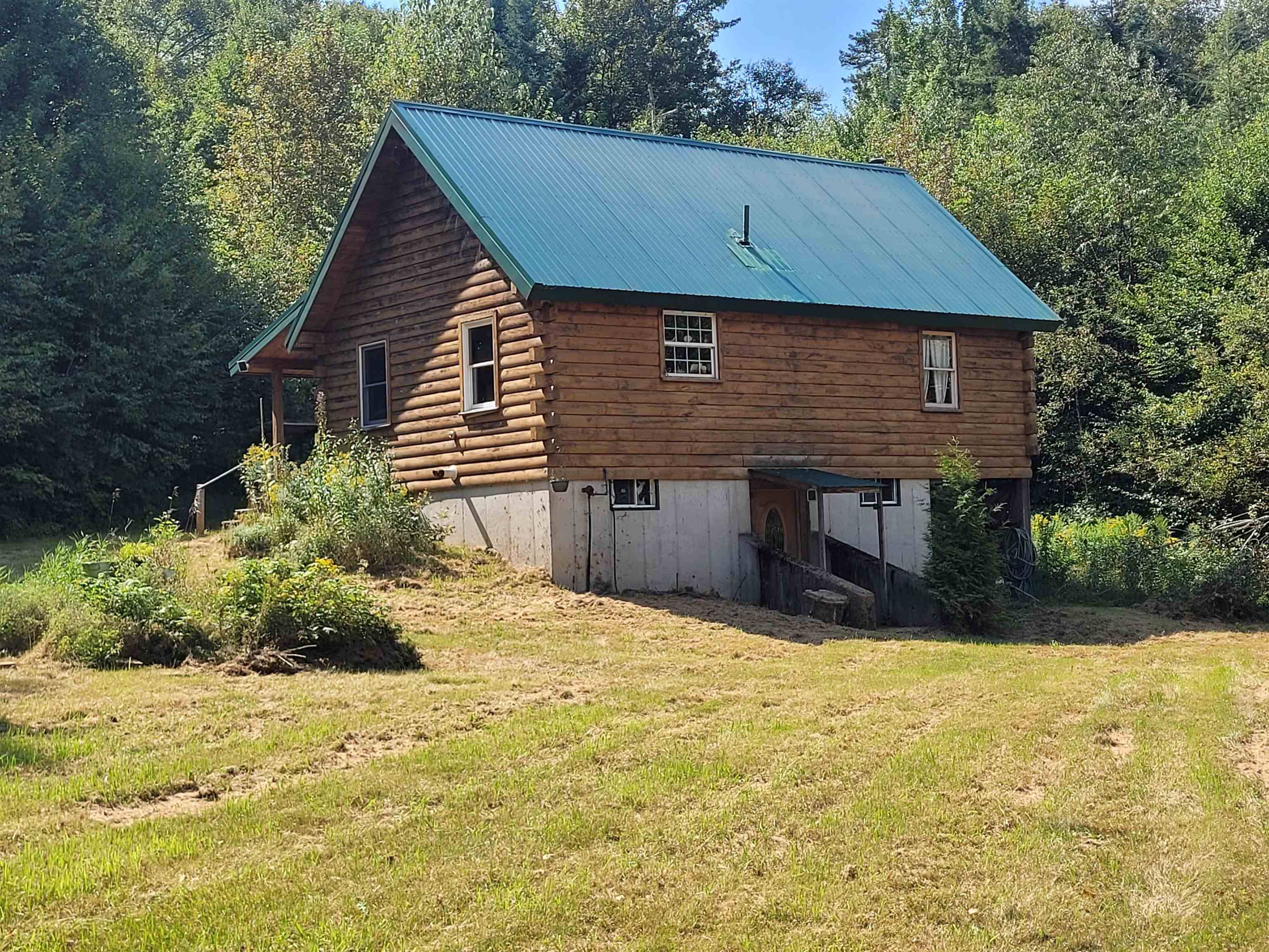 Peacham, VT 05862,339 Macks Mountain RD