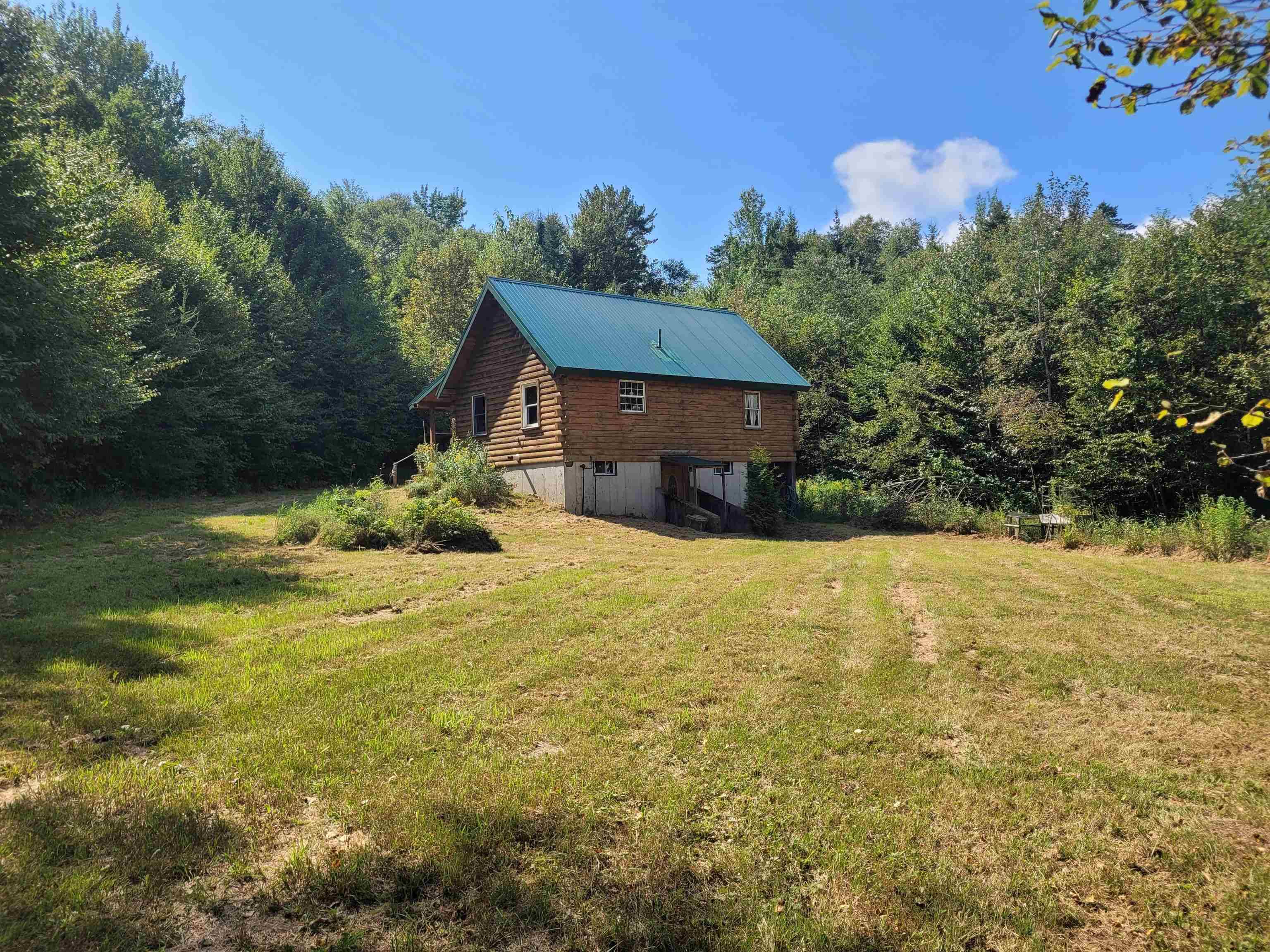 Peacham, VT 05862,339 Macks Mountain RD