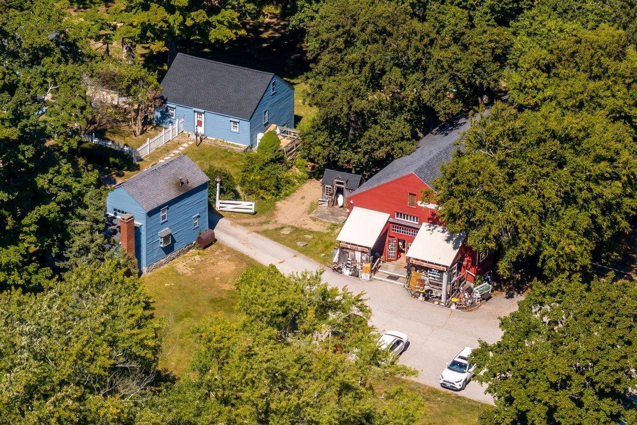 Stratham, NH 03885,132 Portsmouth AVE