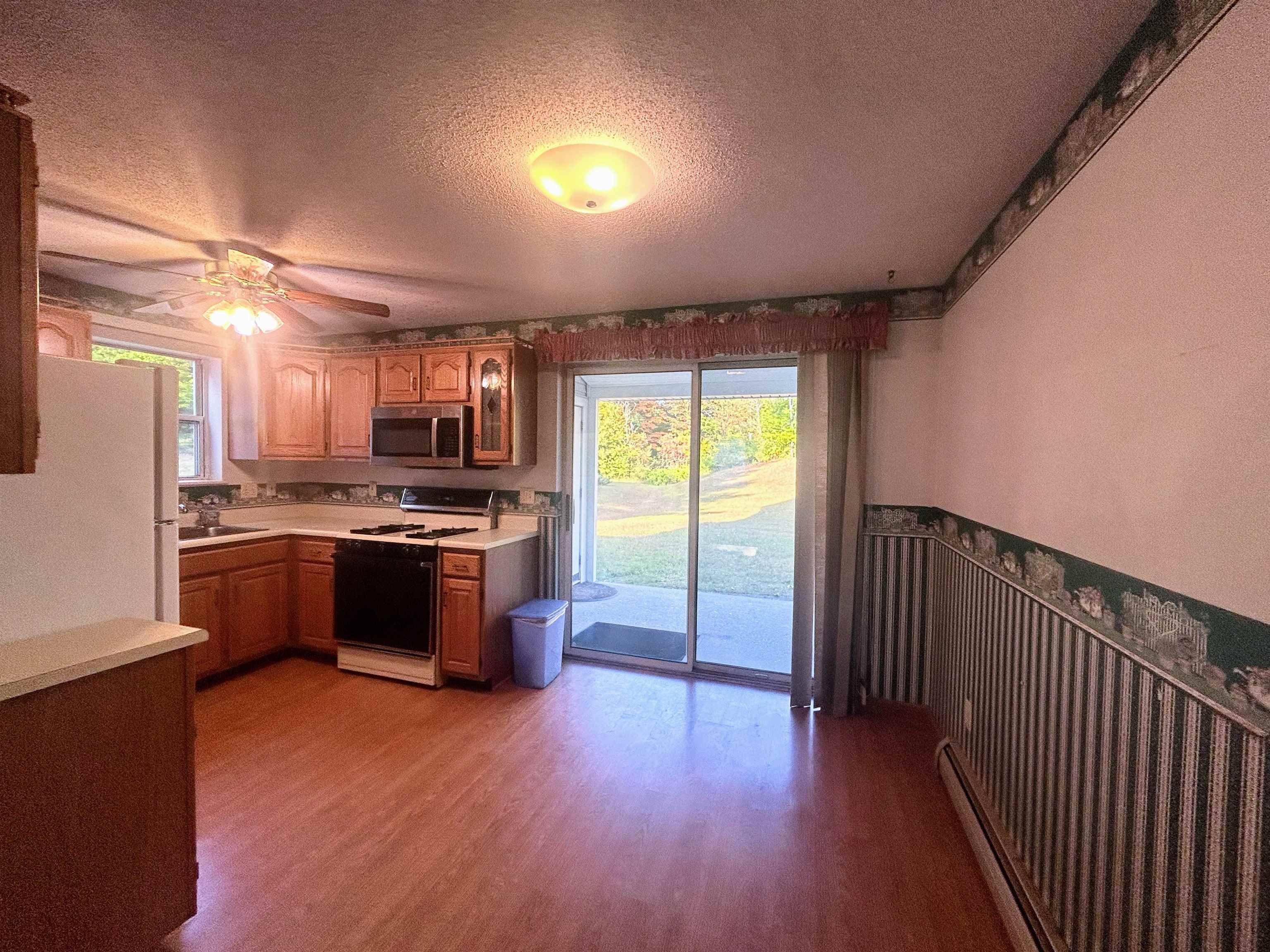 Springfield, VT 05150,8 Pine Brook LN #D1