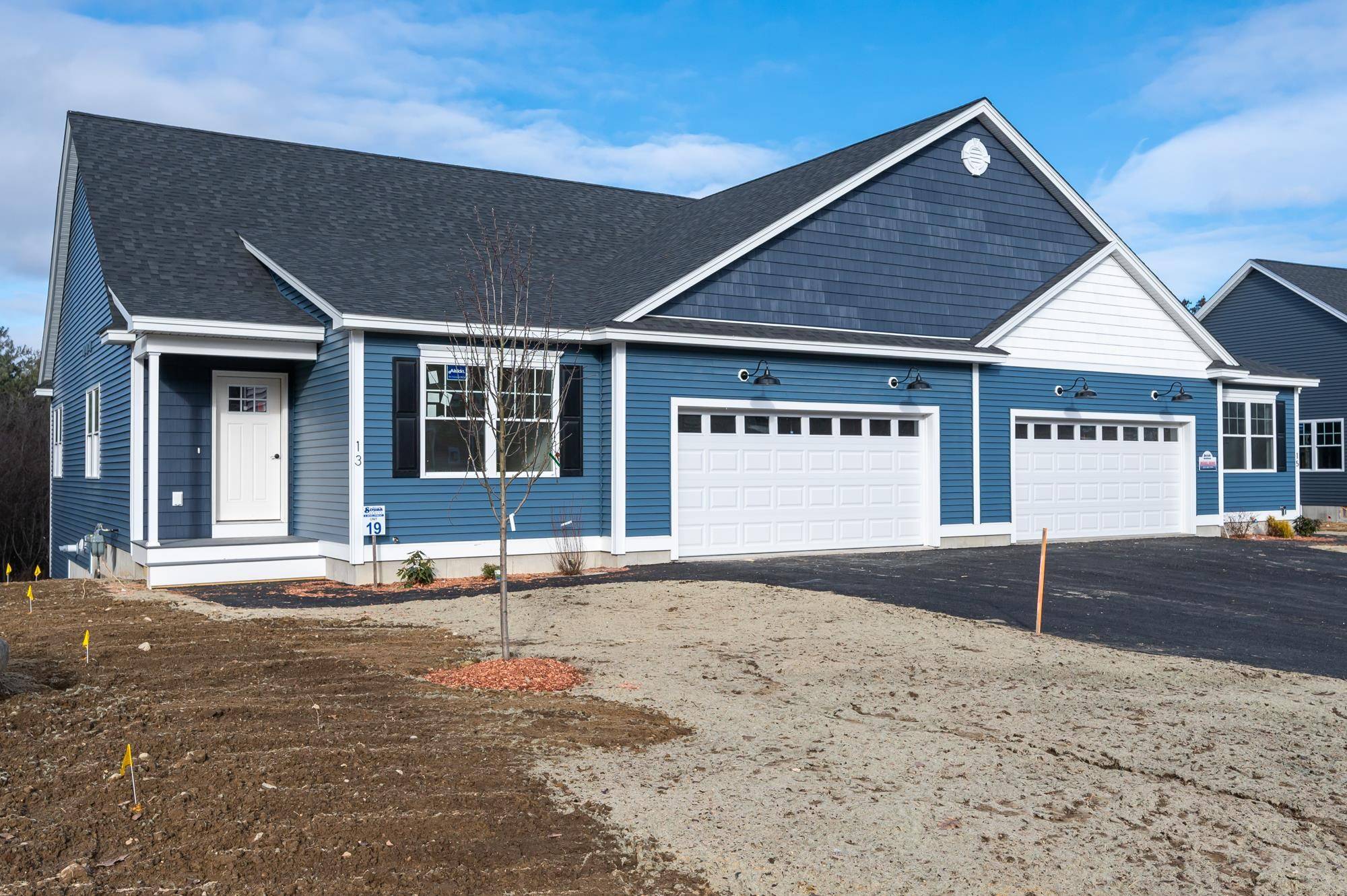 Northfield, NH 03276,6 Village WAY #40
