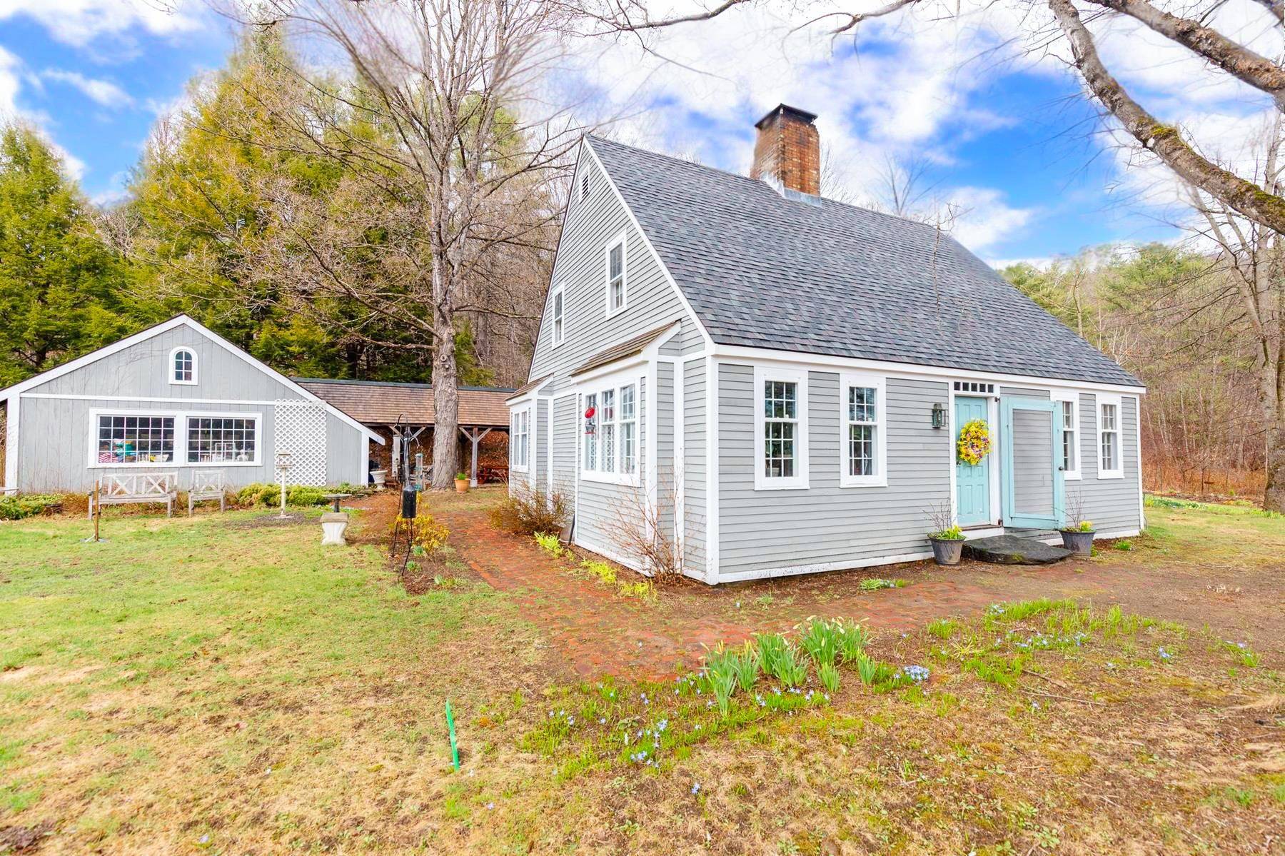 Rockingham, VT 05154,23 Brook RD