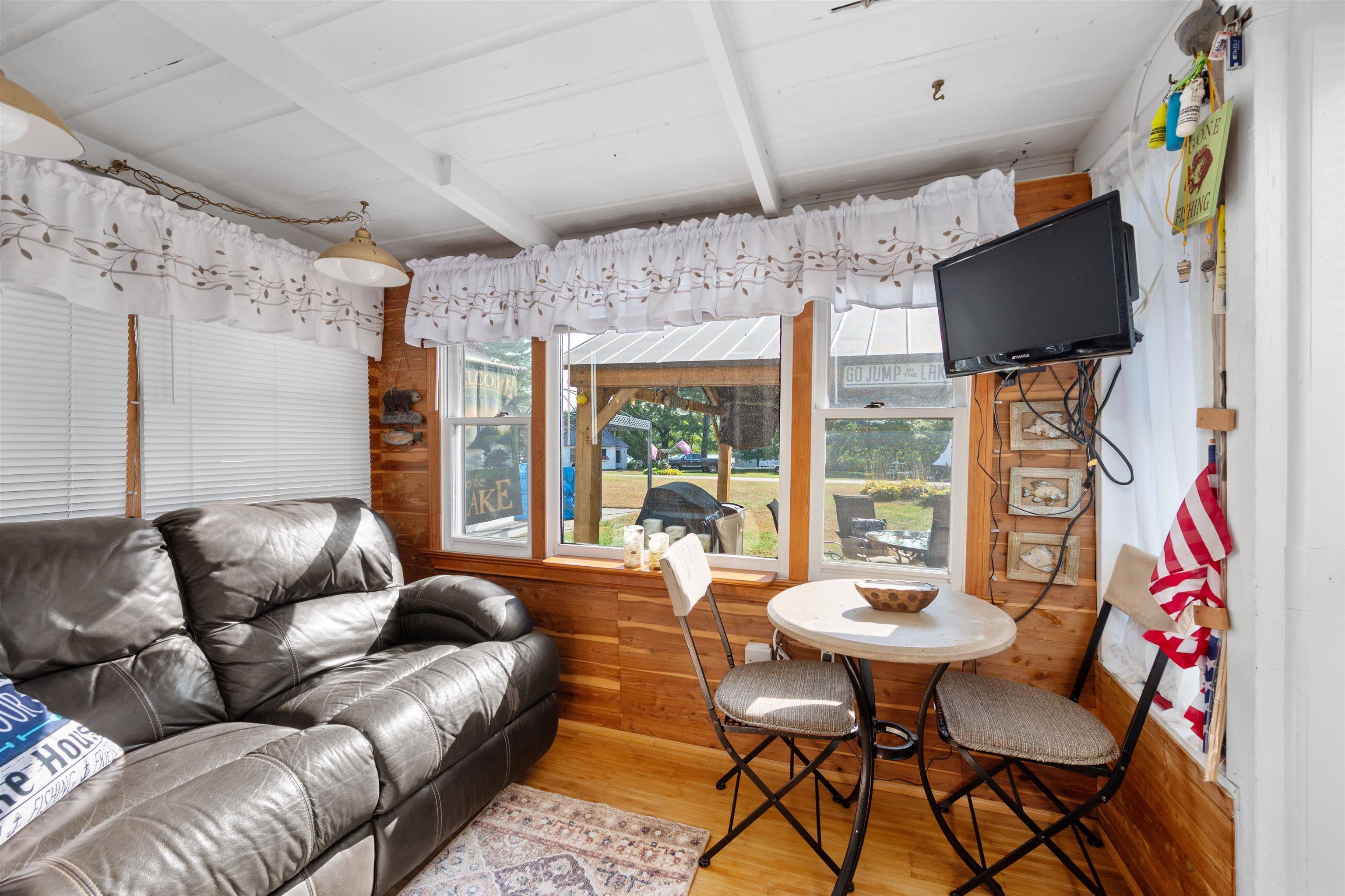 Sanbornton, NH 03269,11 Bay RD #3