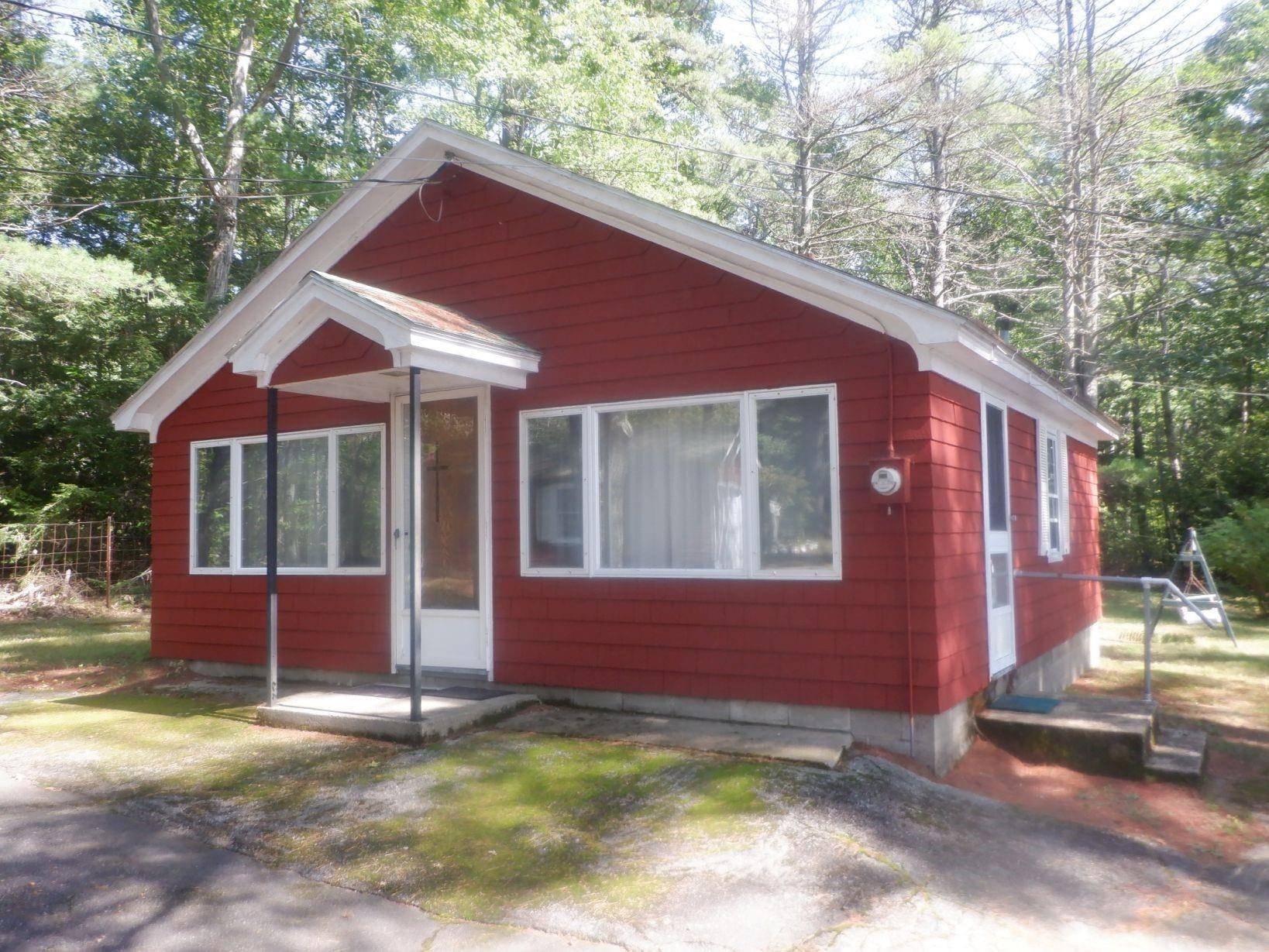 Acton, ME 04001,35 Middle RD