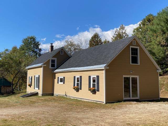 Dummer, NH 03588,8 Plain RD