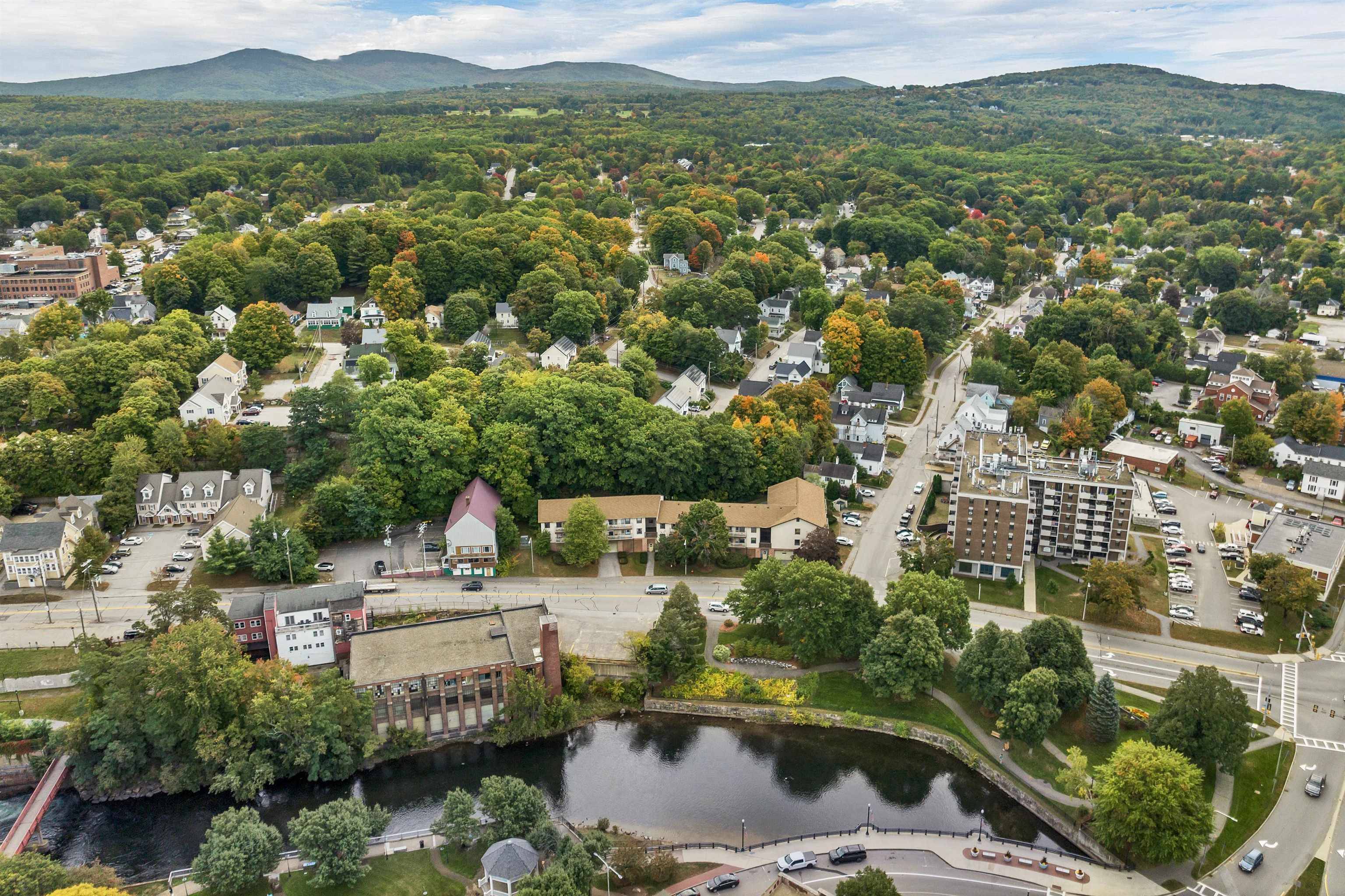 Laconia, NH 03246,57 Union AVE #208